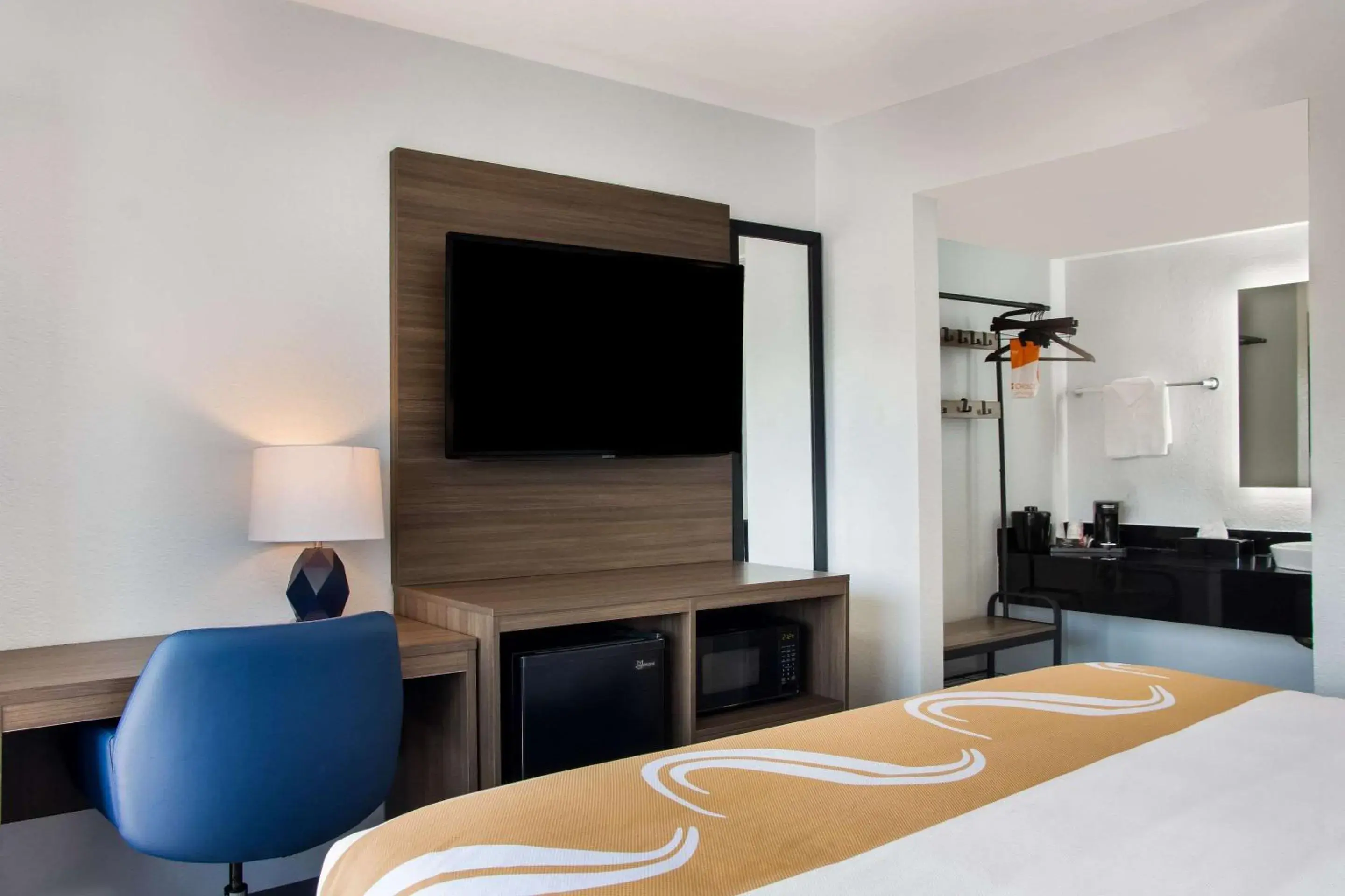 Bedroom, Bed in Quality Inn Santa Fe New Mexico Bedroom, Bed in Quality Inn Santa Fe New Mexico