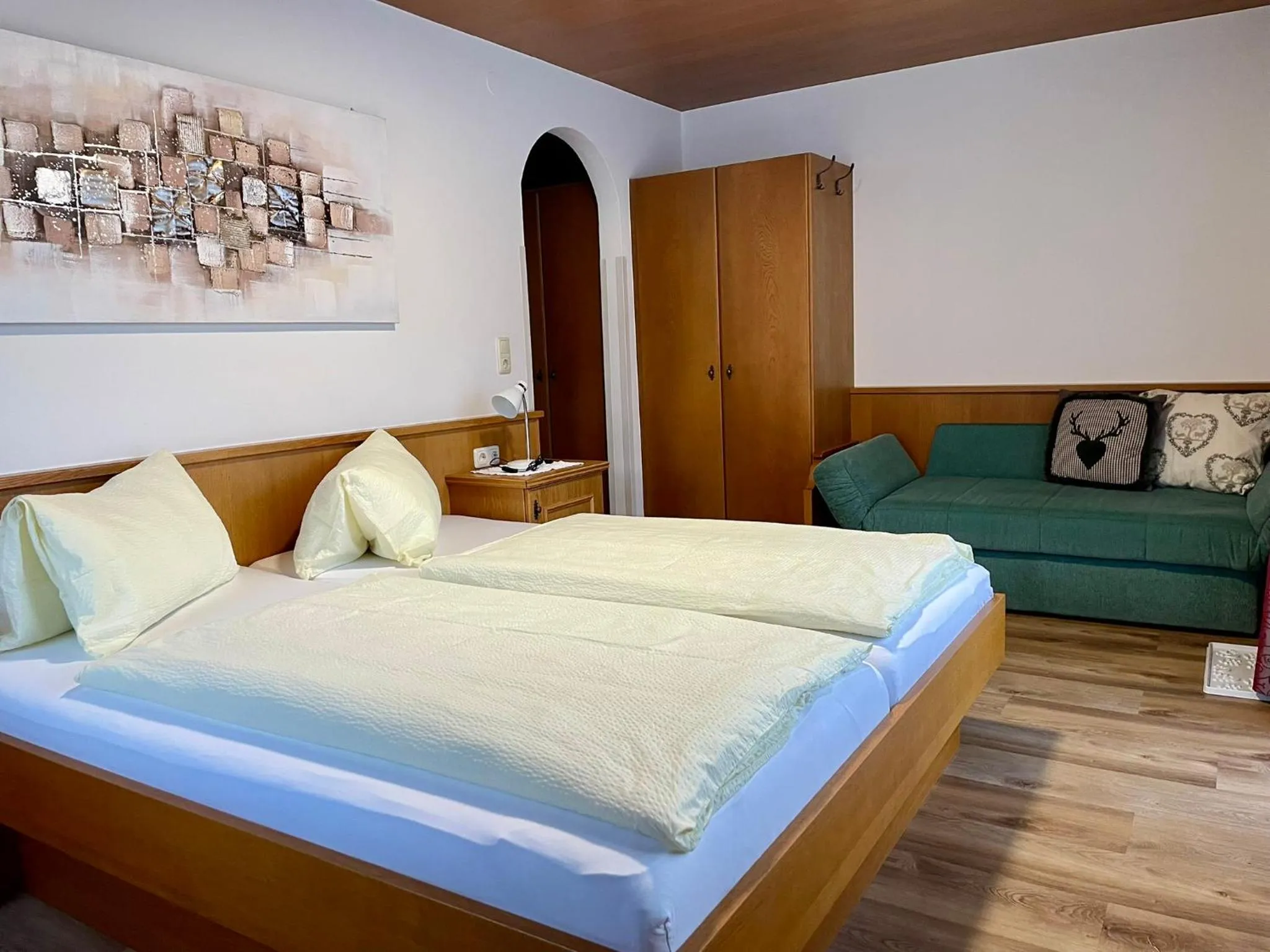 Photo of the whole room, Bed in Haus Gröblacher