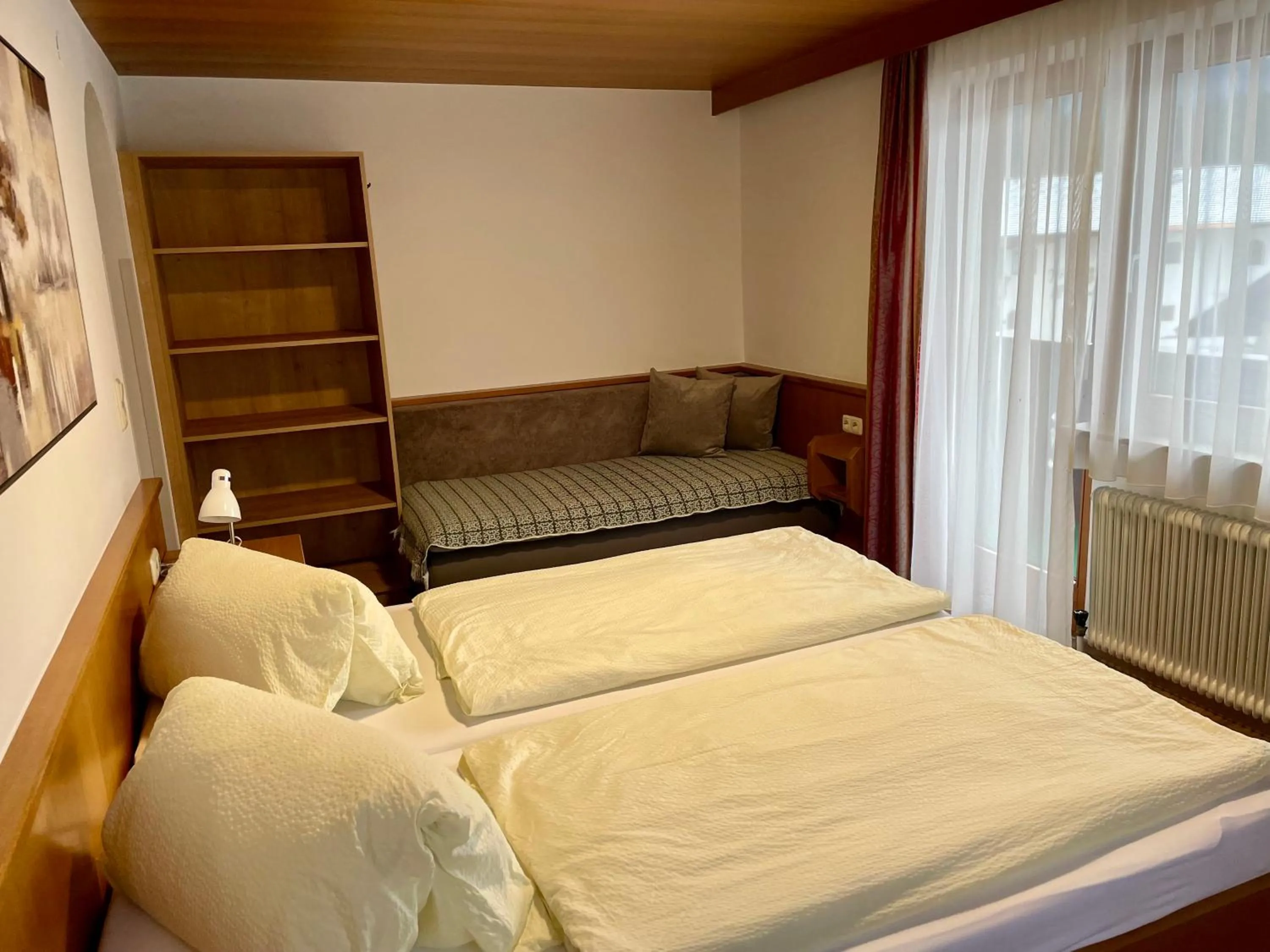 Photo of the whole room, Bed in Haus Gröblacher