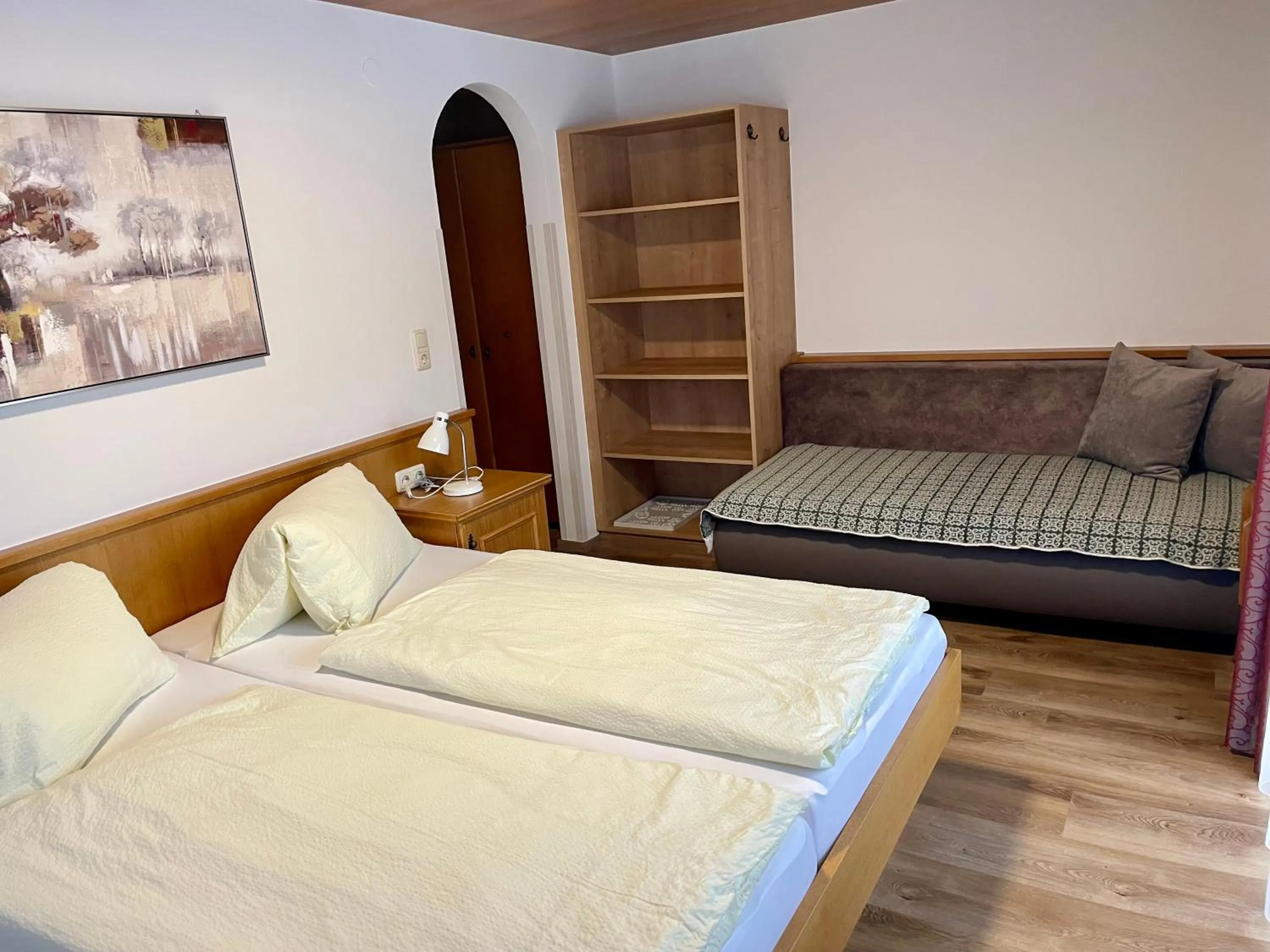 Photo of the whole room, Bed in Haus Gröblacher