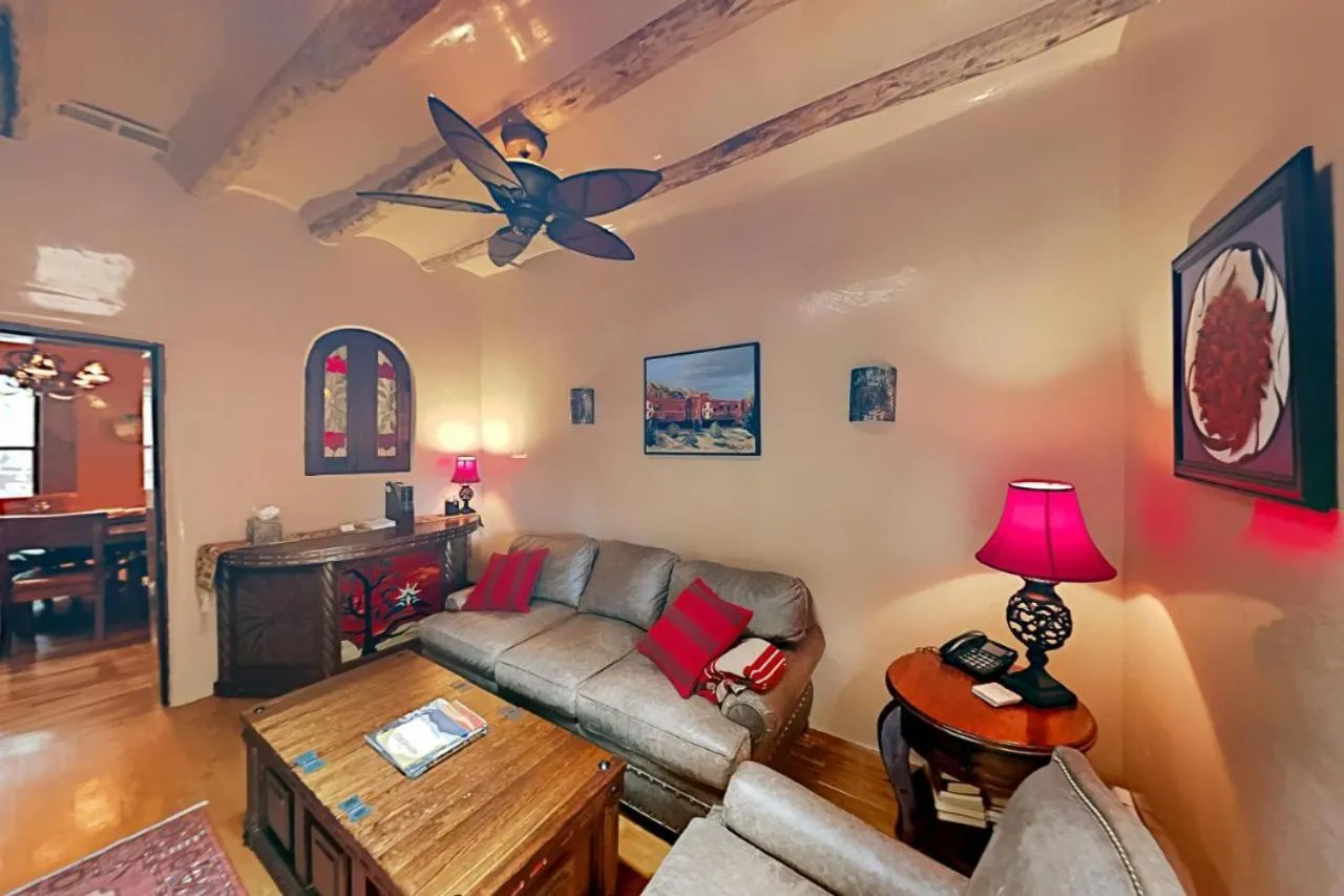 TV and multimedia in Antigua Inn