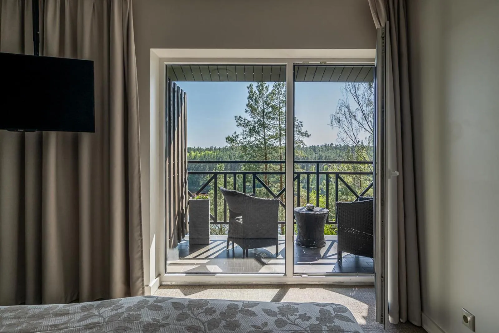 Bed in "Seklytele" apartments