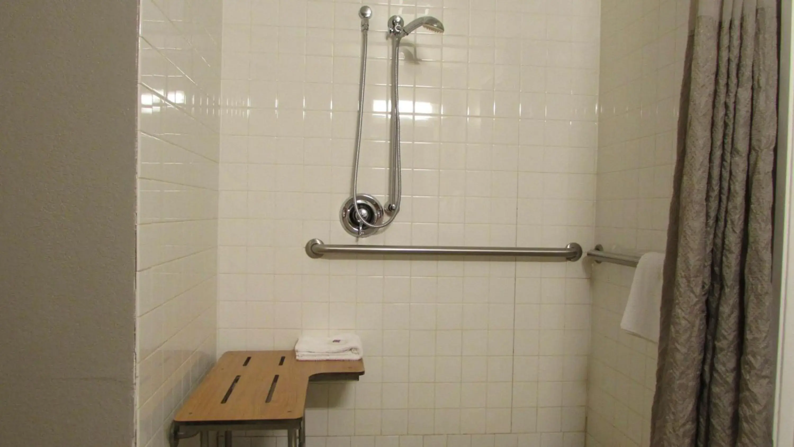 Bedroom in Motel 6-West Des Moines, IA Bedroom in Motel 6-West Des Moines, IA