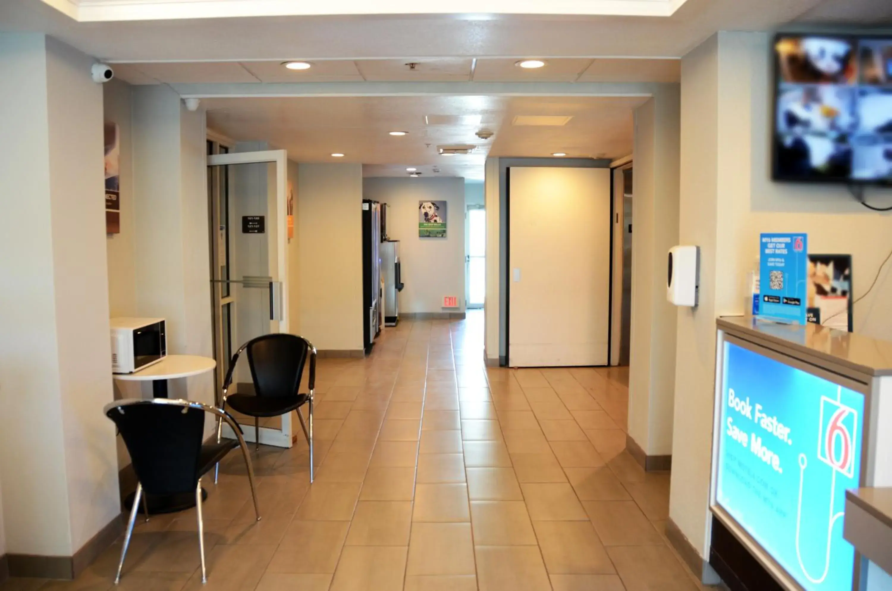 Lobby or reception in Motel 6-West Des Moines, IA Lobby or reception in Motel 6-West Des Moines, IA