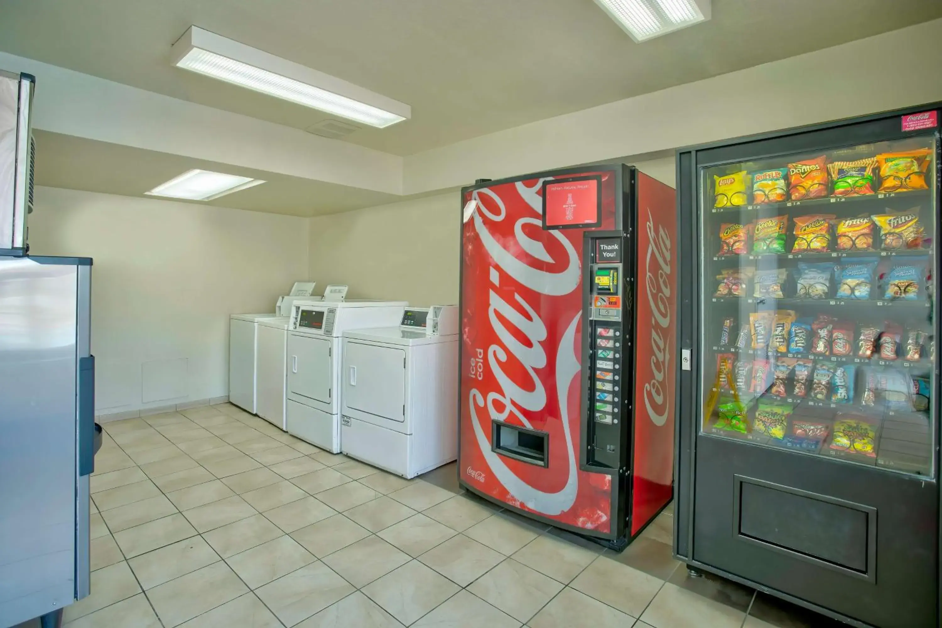 Property building in Motel 6-Richland, WA - Kennewick Property building in Motel 6-Richland, WA - Kennewick