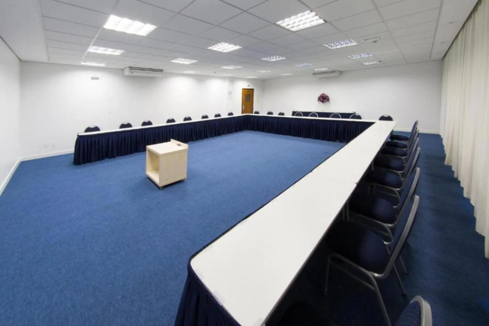 Meeting/conference room in Garden Hotel