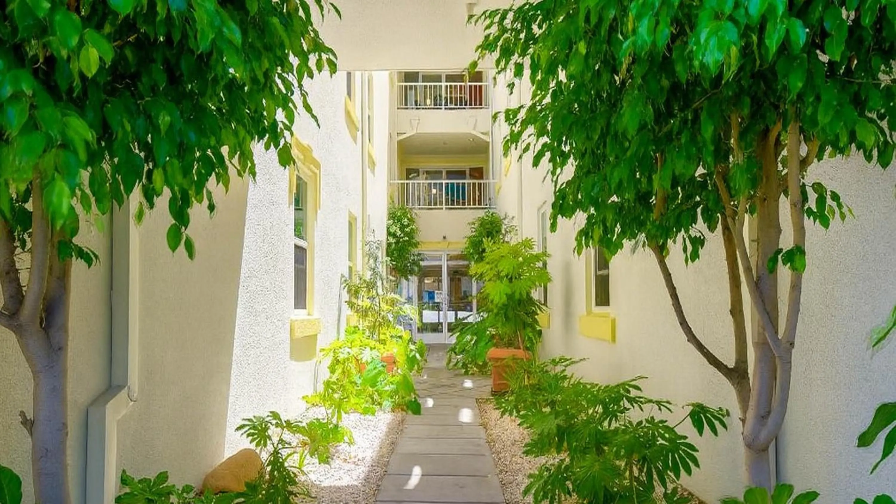 Property building in Motel 6-San Diego, CA - Downtown