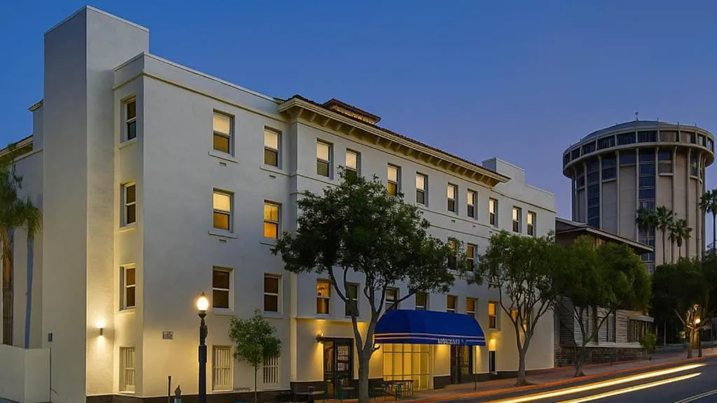 Property building in Motel 6-San Diego, CA - Downtown