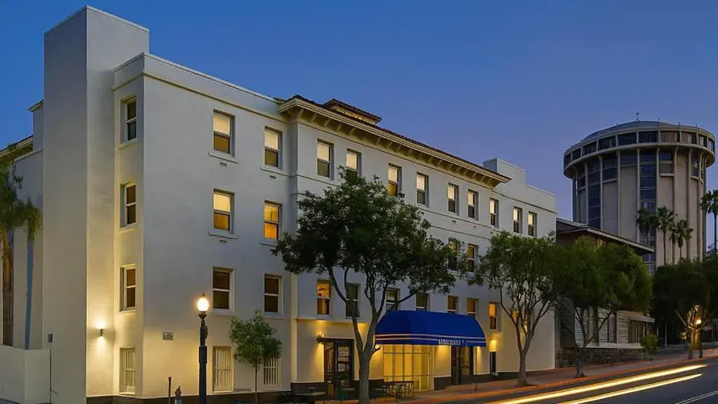 Property building in Motel 6-San Diego, CA - Downtown Property building in Motel 6-San Diego, CA - Downtown