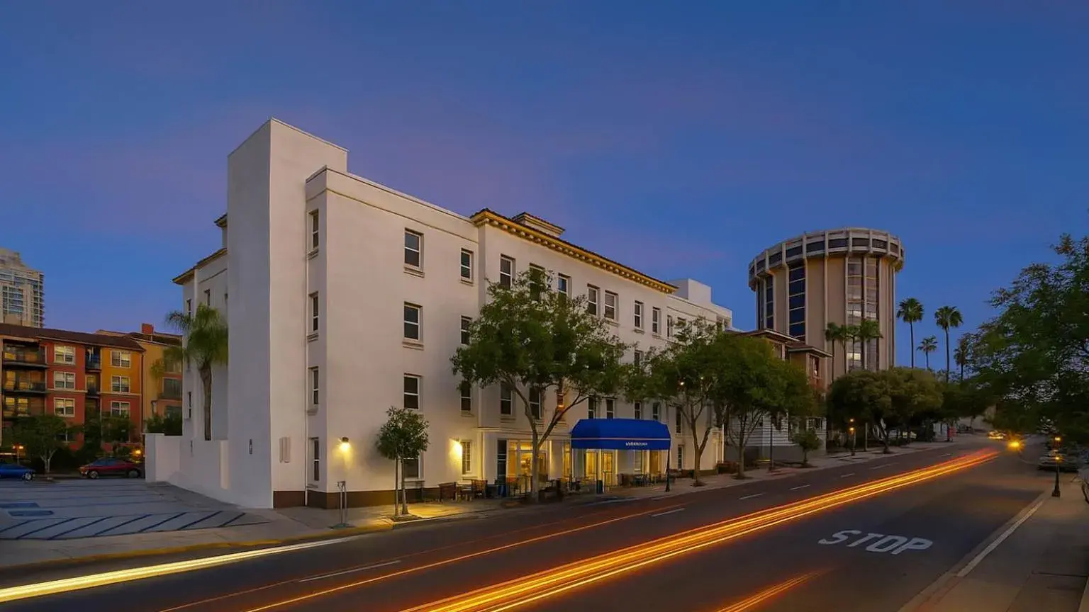 Property building in Motel 6-San Diego, CA - Downtown Property building in Motel 6-San Diego, CA - Downtown