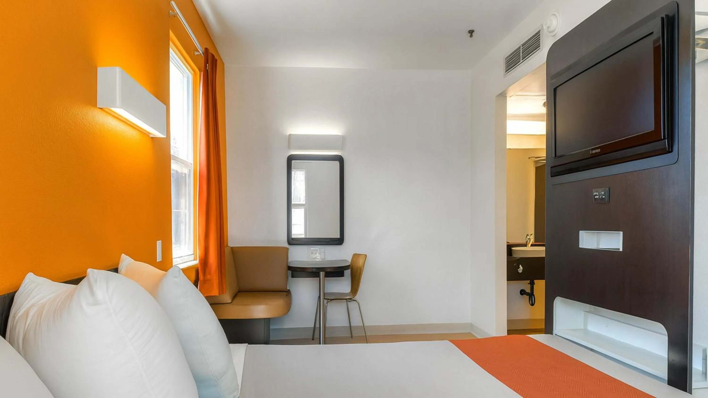 Bed in Motel 6-San Diego, CA - Downtown