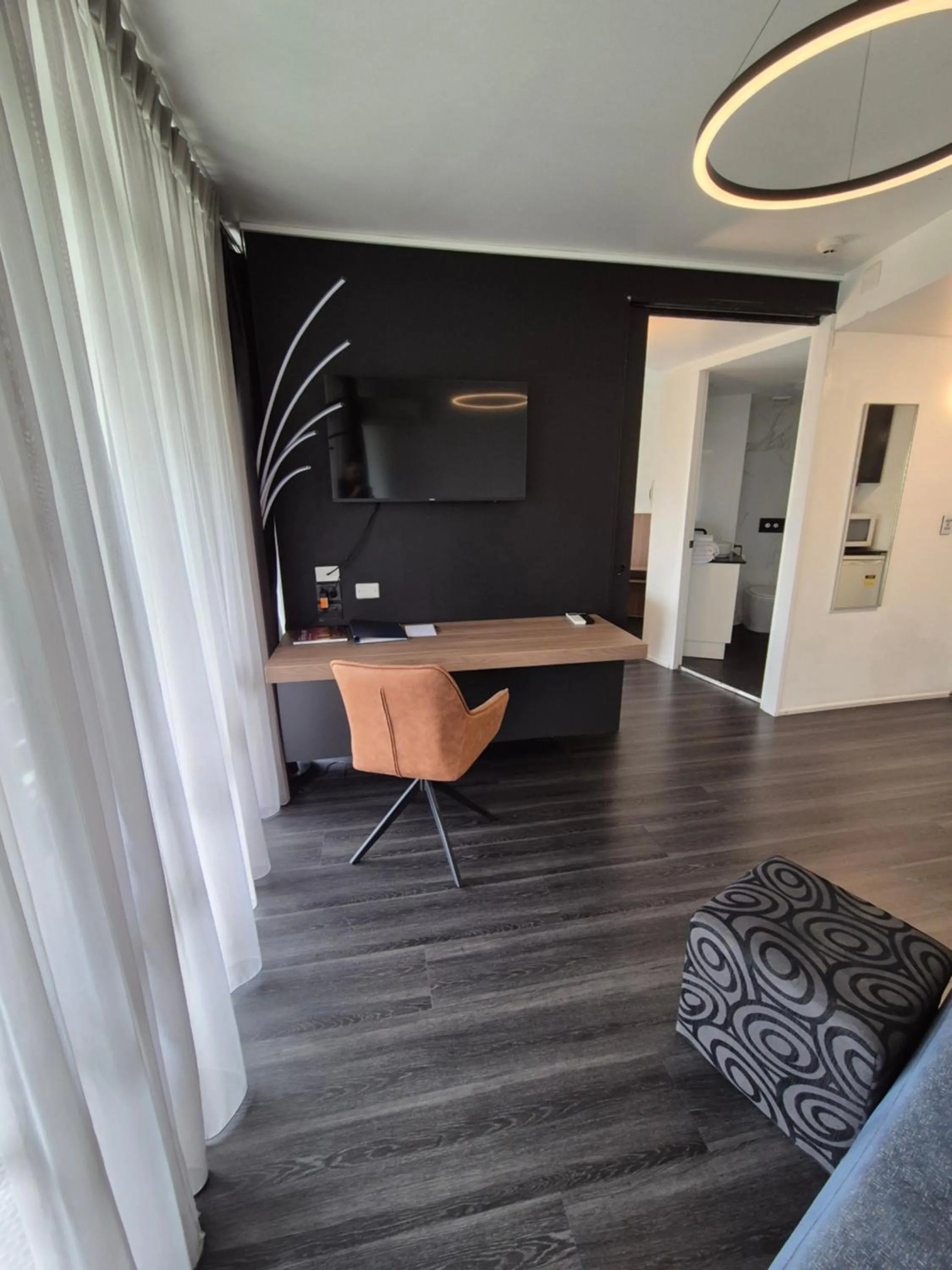 Madison Tower Mill Hotel