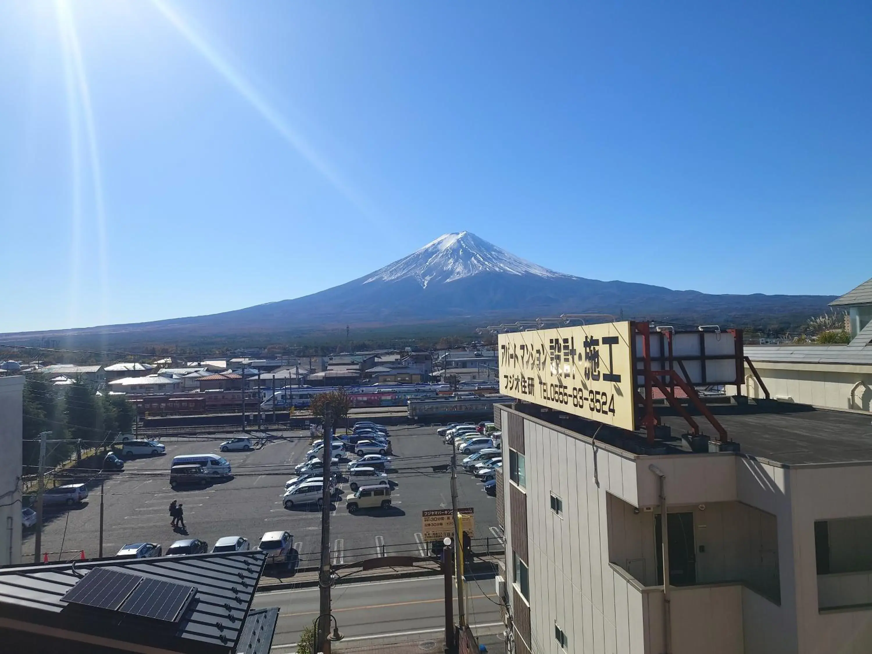 Mountain view in Plaza Inn Kawaguchiko Mountain view in Plaza Inn Kawaguchiko
