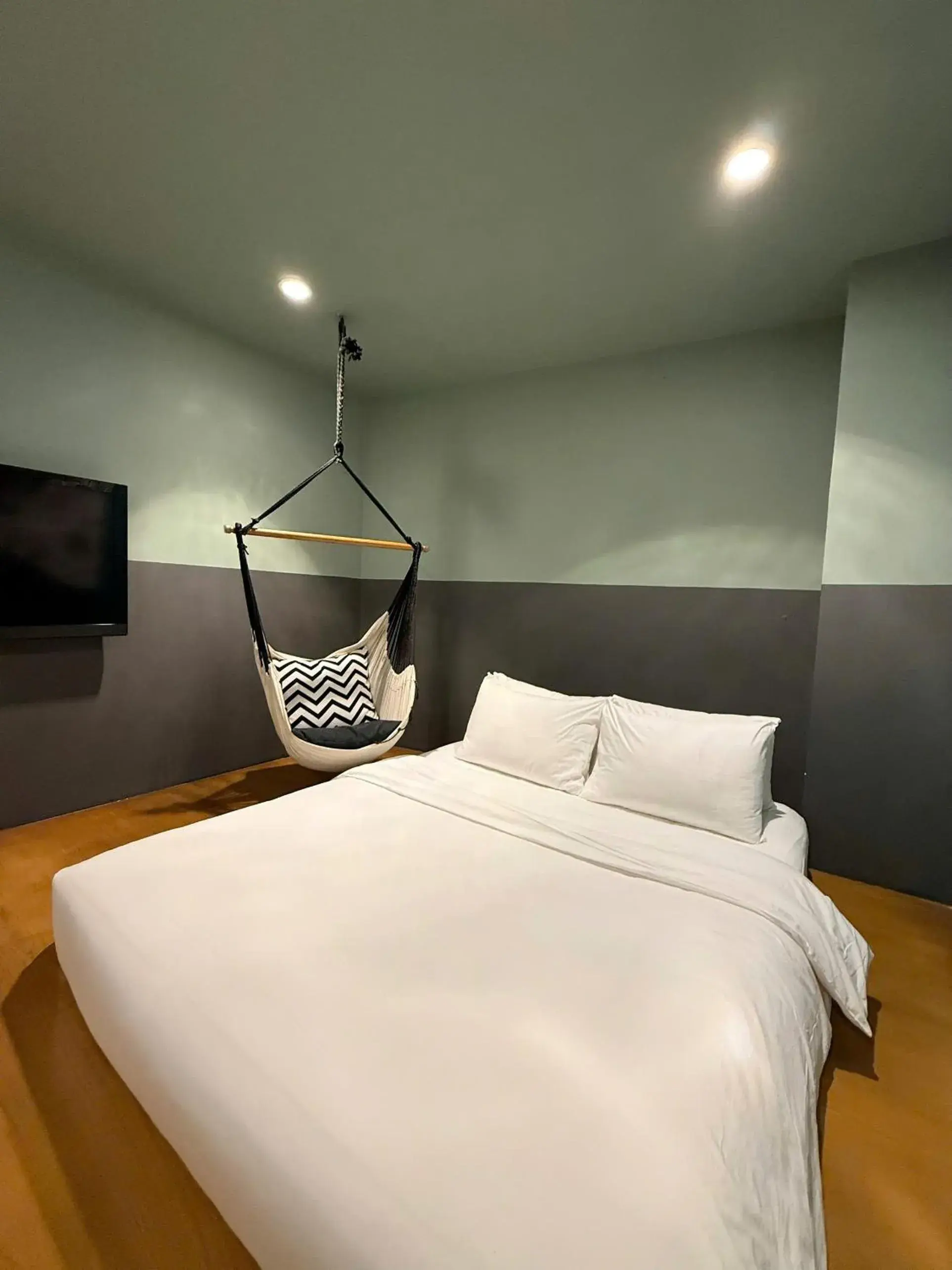 Bed in The Hammock Hotel Fine Arts Museum Bed in The Hammock Hotel Fine Arts Museum