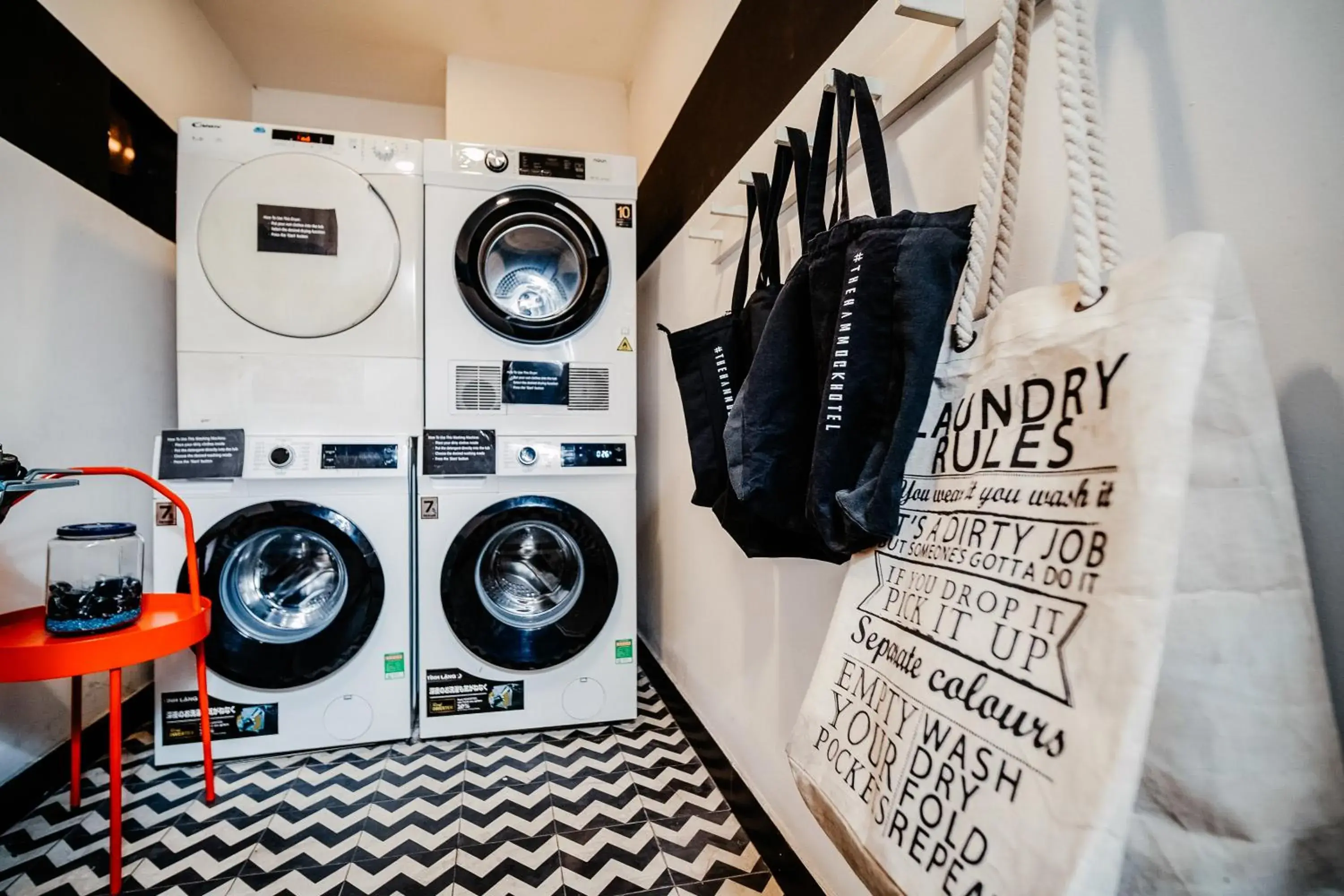 DELUXE DOUBLE NEST- FREE LAUNDRY, MINIBAR in The Hammock Hotel Fine Arts Museum DELUXE DOUBLE NEST- FREE LAUNDRY, MINIBAR in The Hammock Hotel Fine Arts Museum