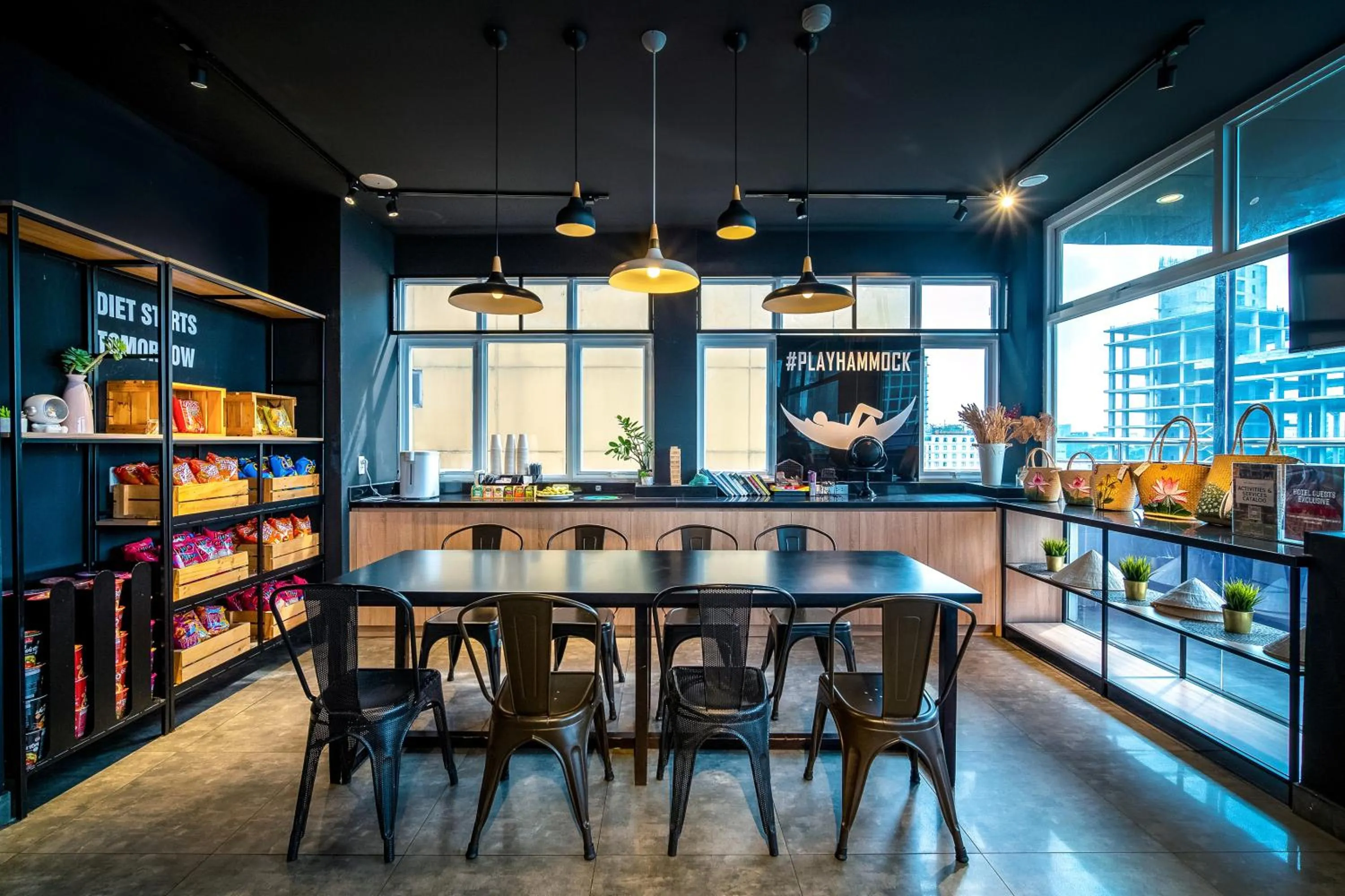 Restaurant/places to eat in The Hammock Hotel Fine Arts Museum