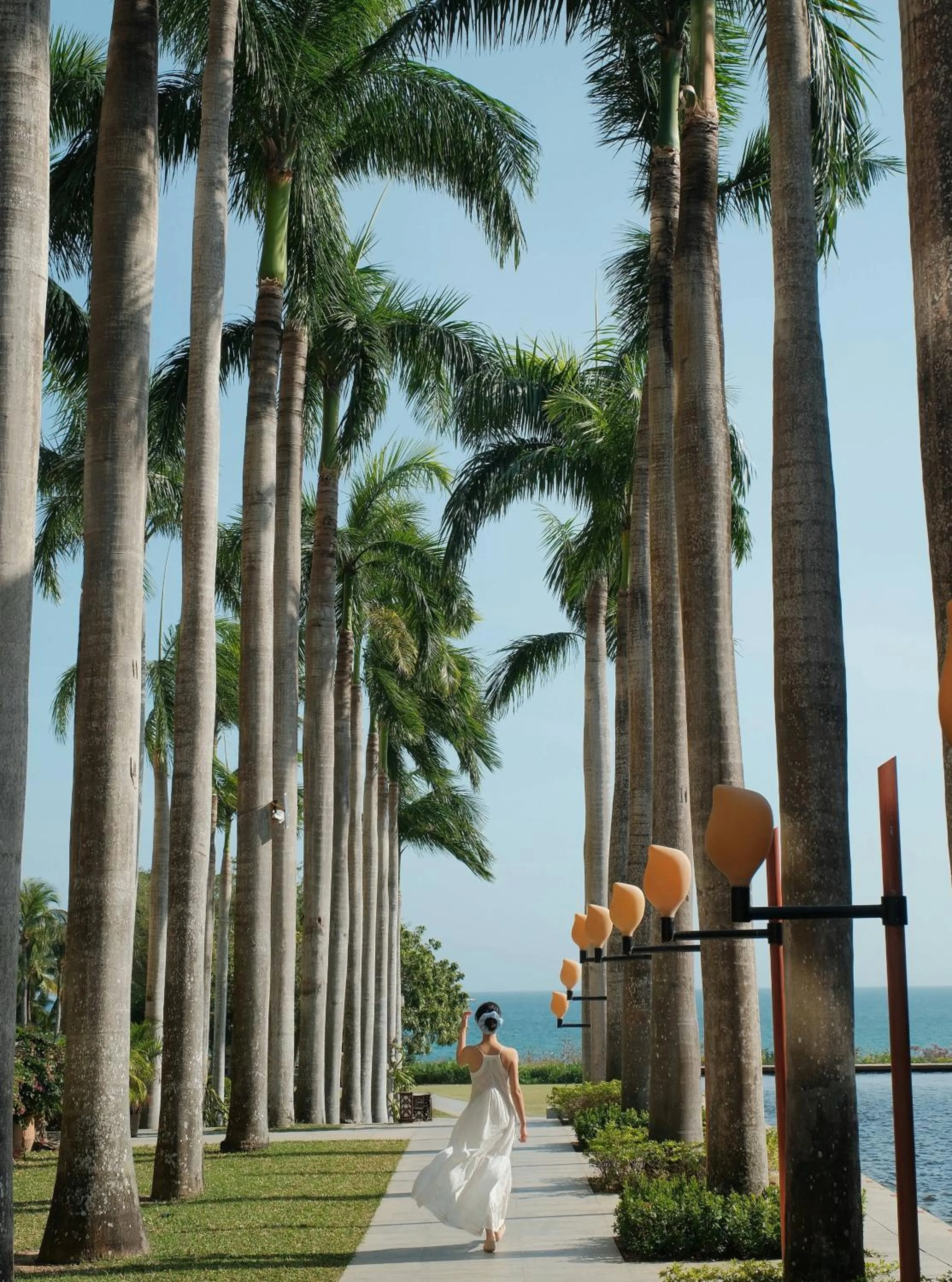 Property building in Yalong Bay Mangrove Tree Resort