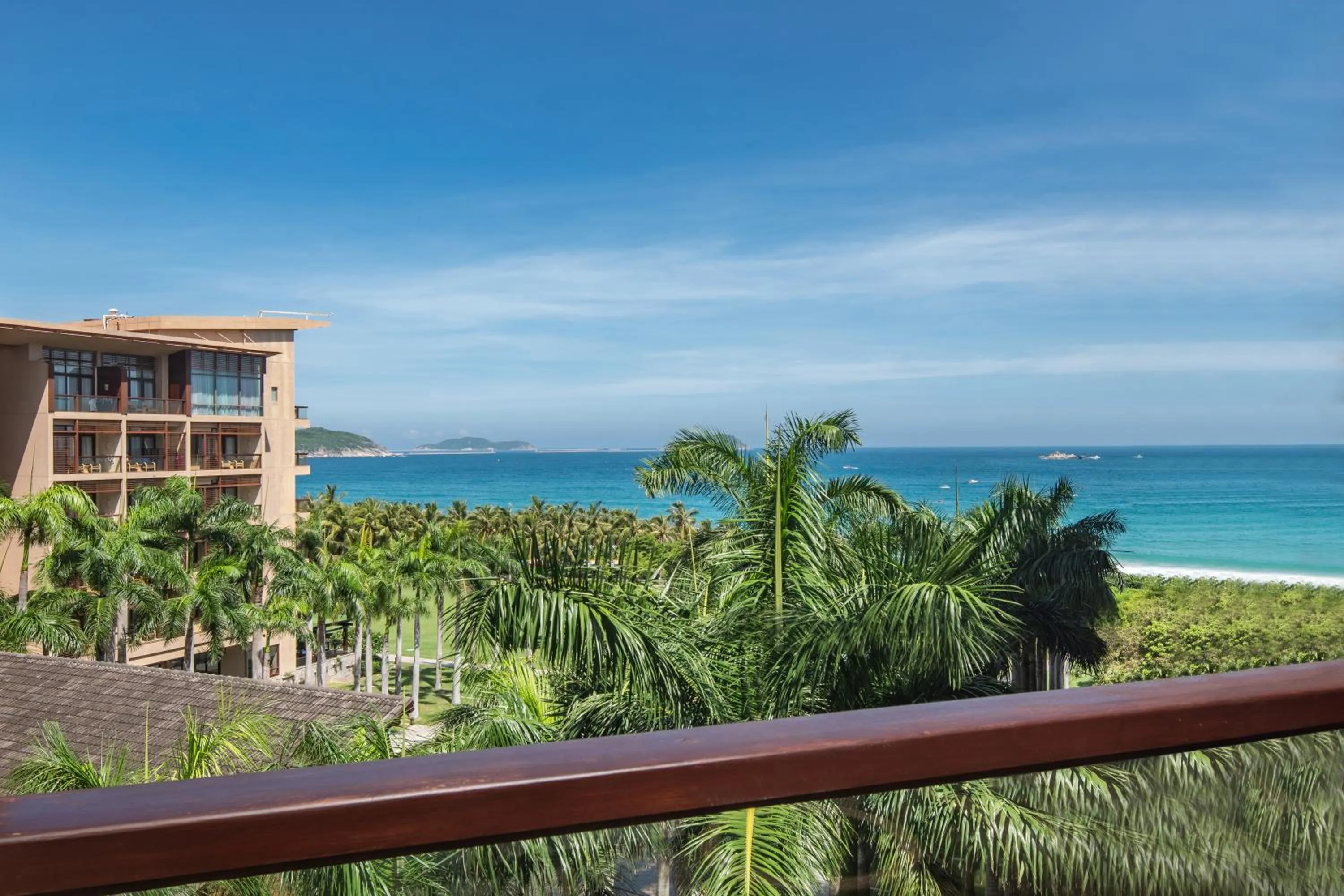 Property building in Yalong Bay Mangrove Tree Resort