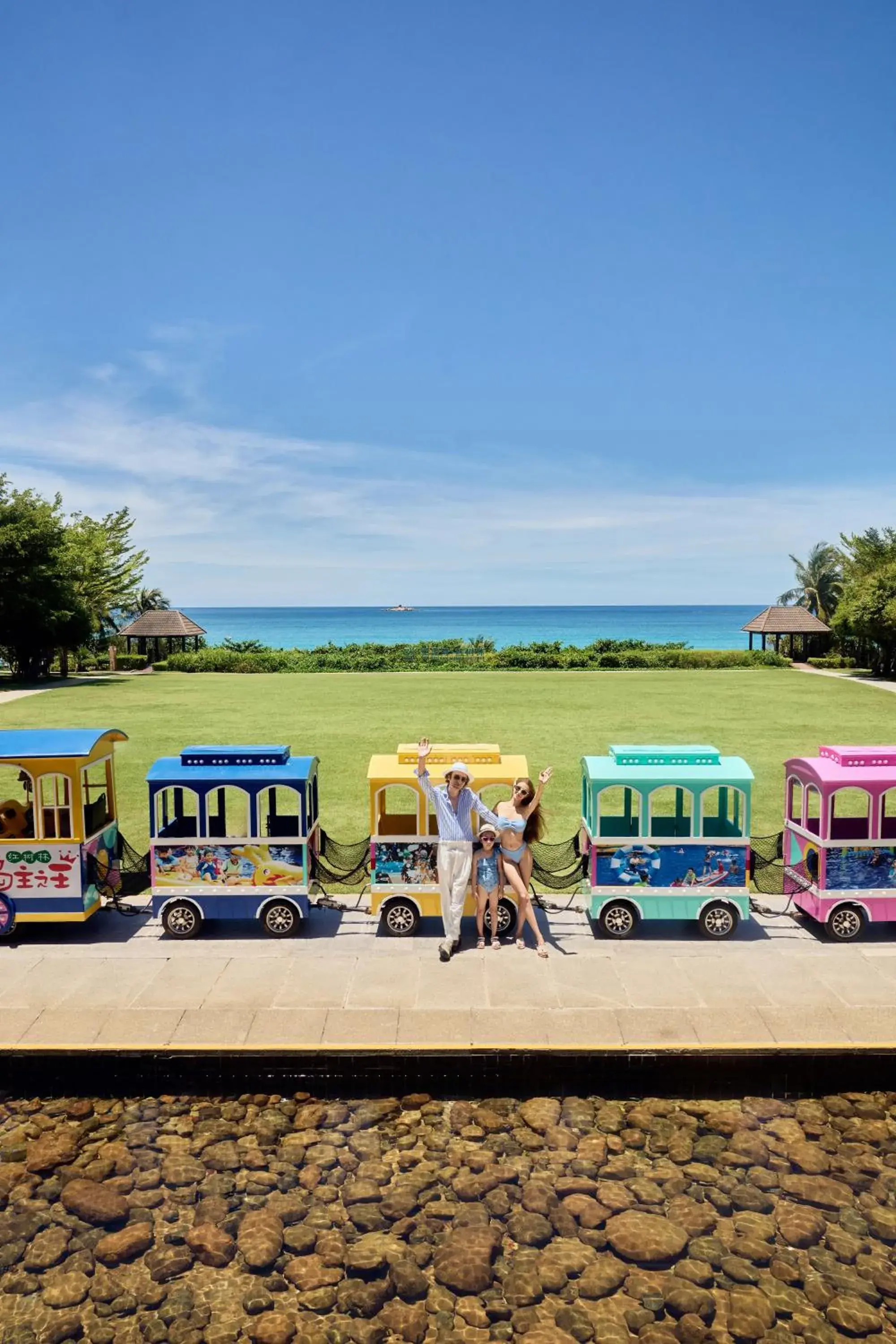 Sea view in Yalong Bay Mangrove Tree Resort Sea view in Yalong Bay Mangrove Tree Resort