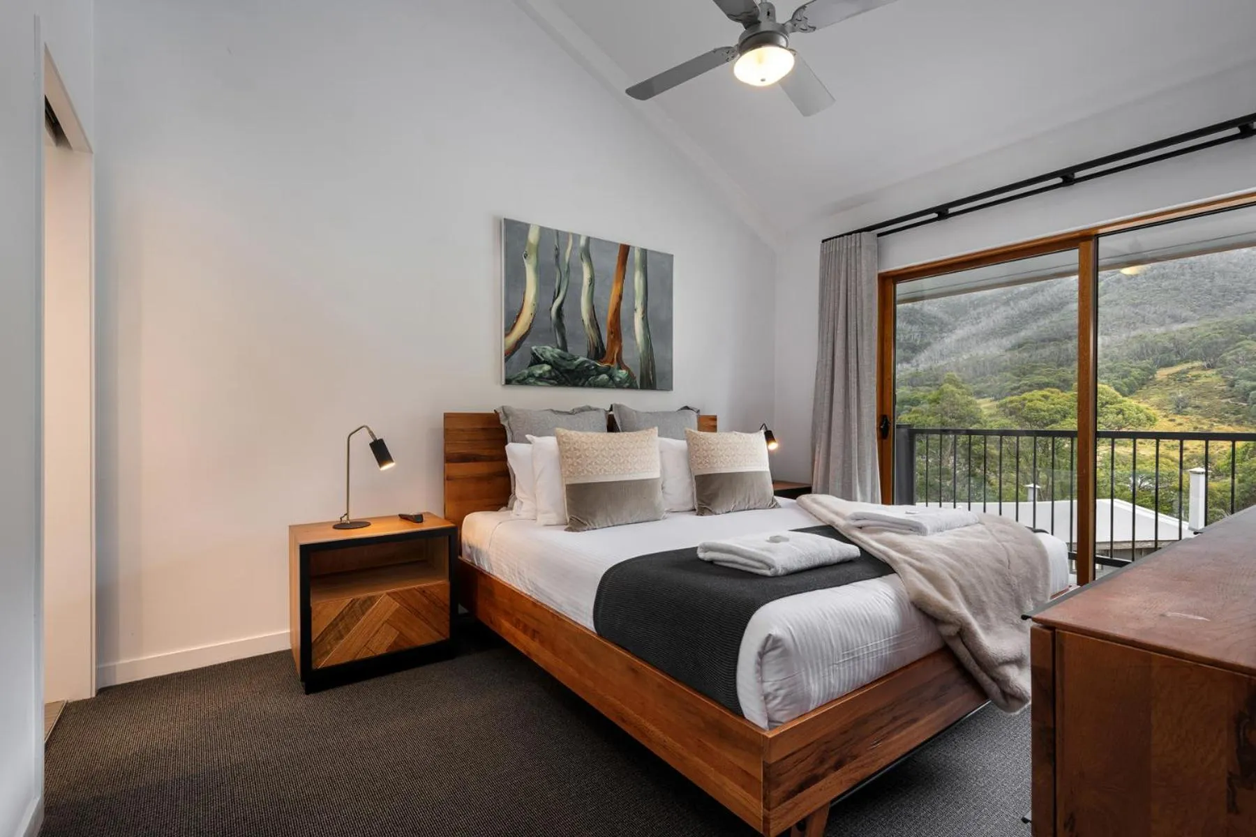 Bed in Snowgoose Apartments