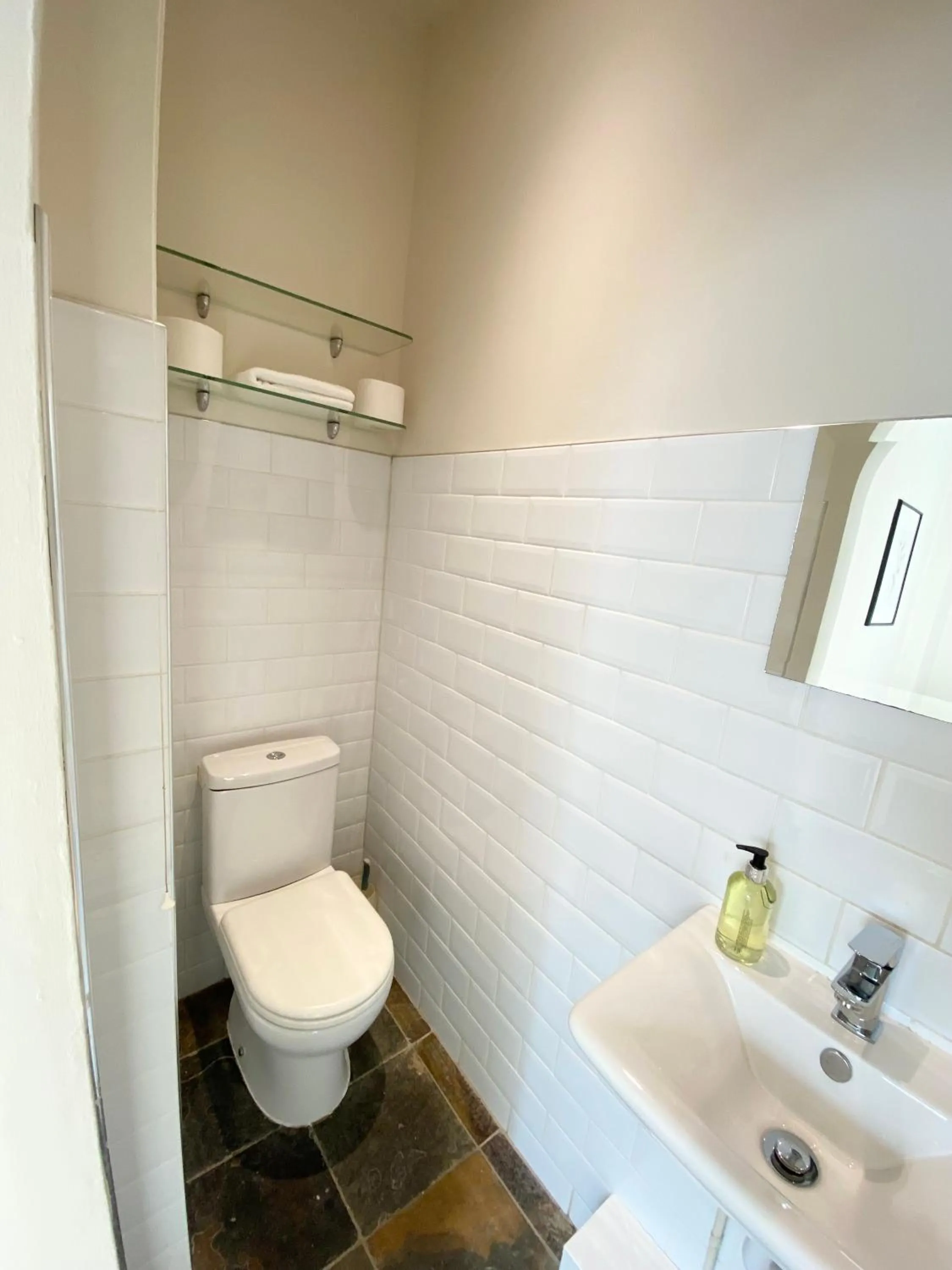 Shower in Stylish Maisonette and Studio in Victoria