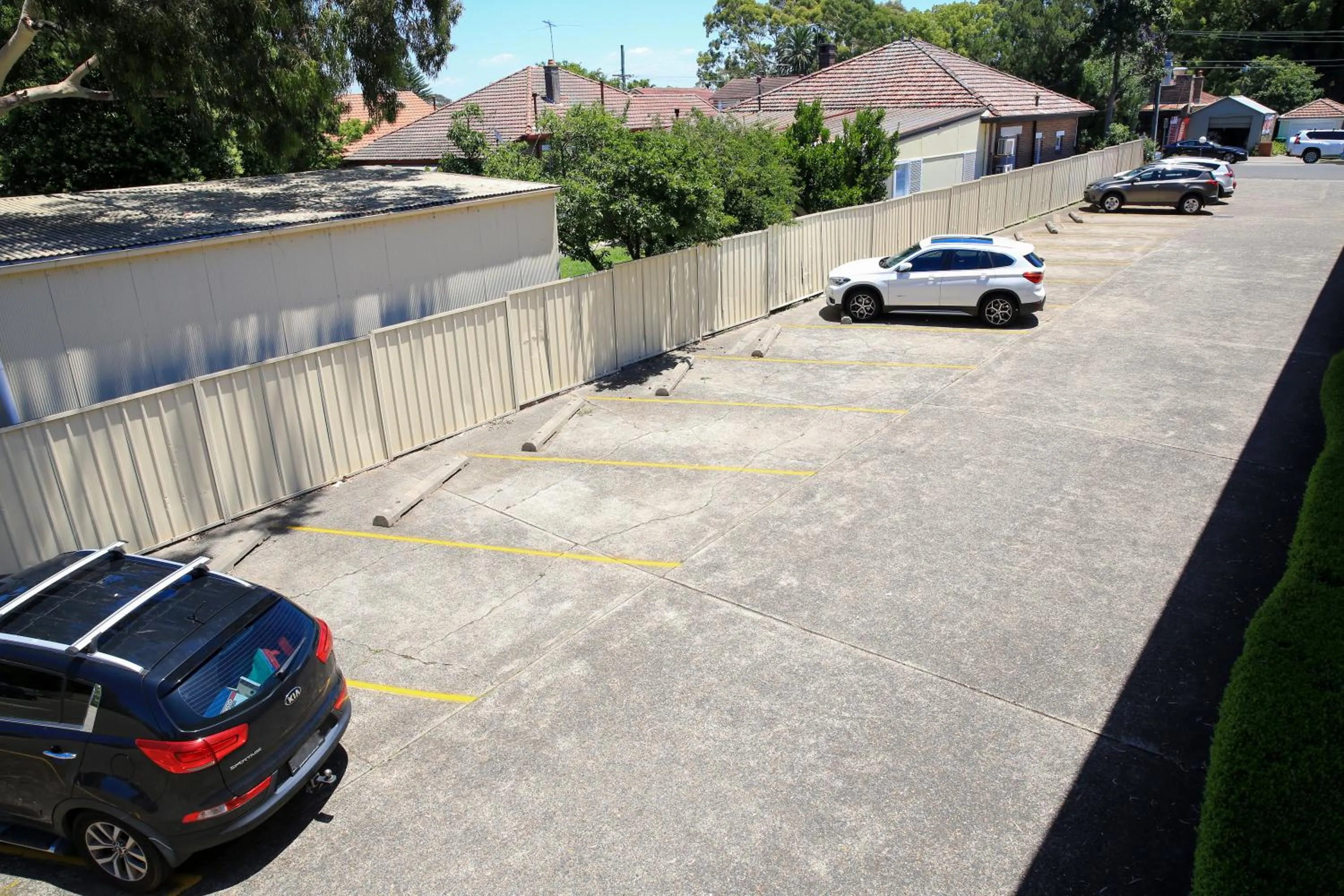 Area and facilities in Ryde Inn