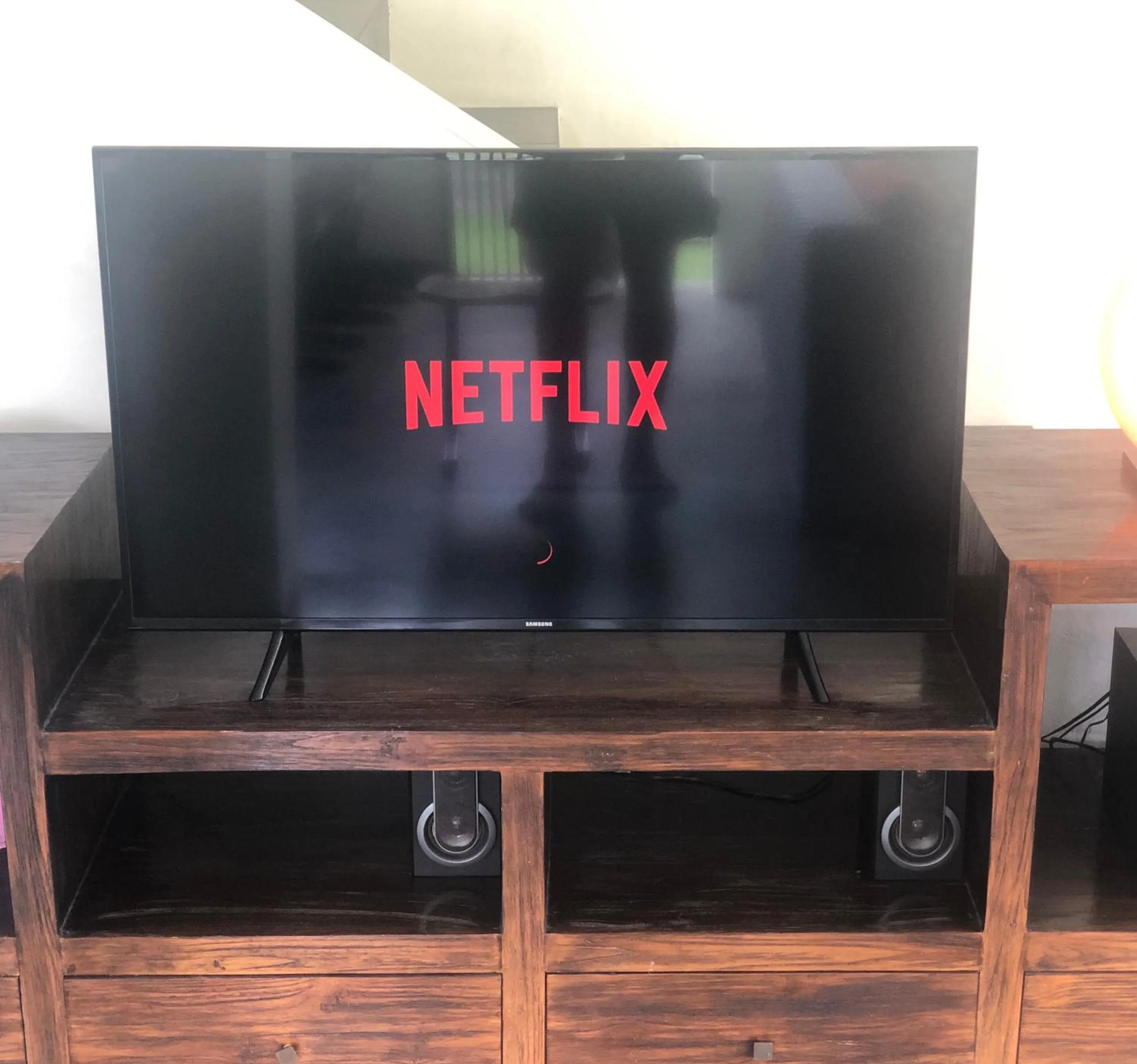 TV and multimedia in Villa Surga