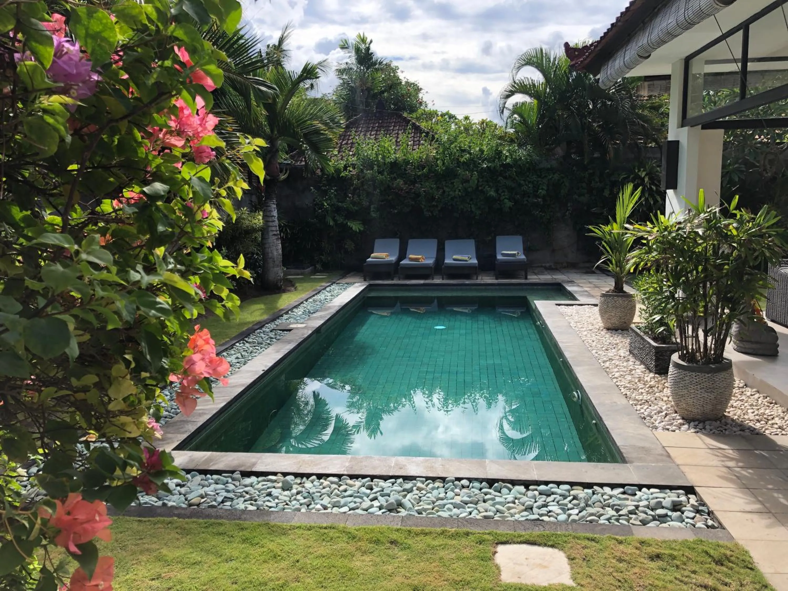 Swimming pool in Villa Surga
