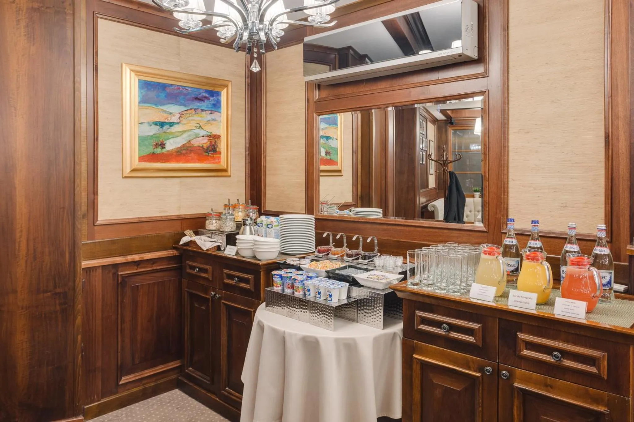 Breakfast in Hotel Meridian