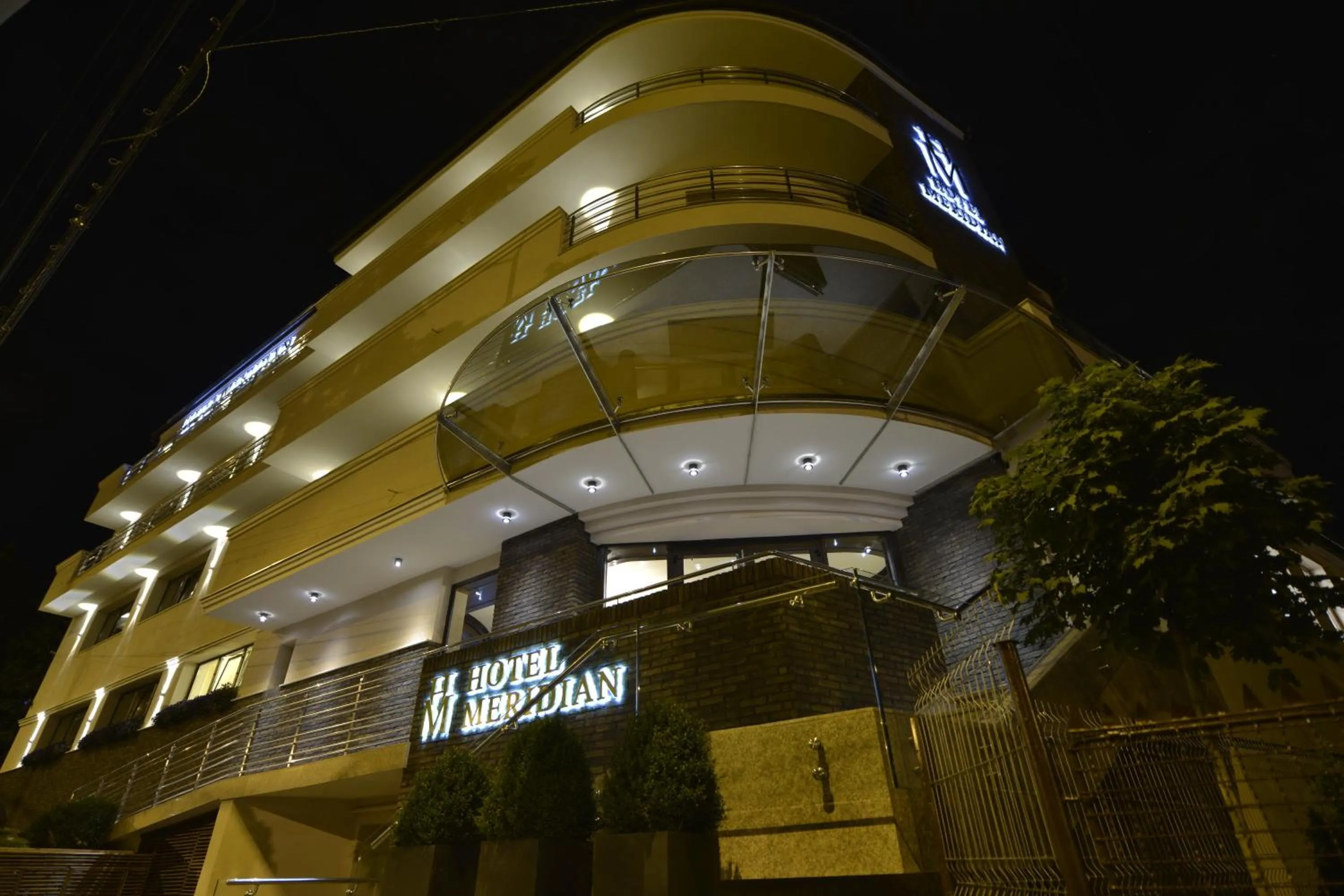 Facade/entrance in Hotel Meridian