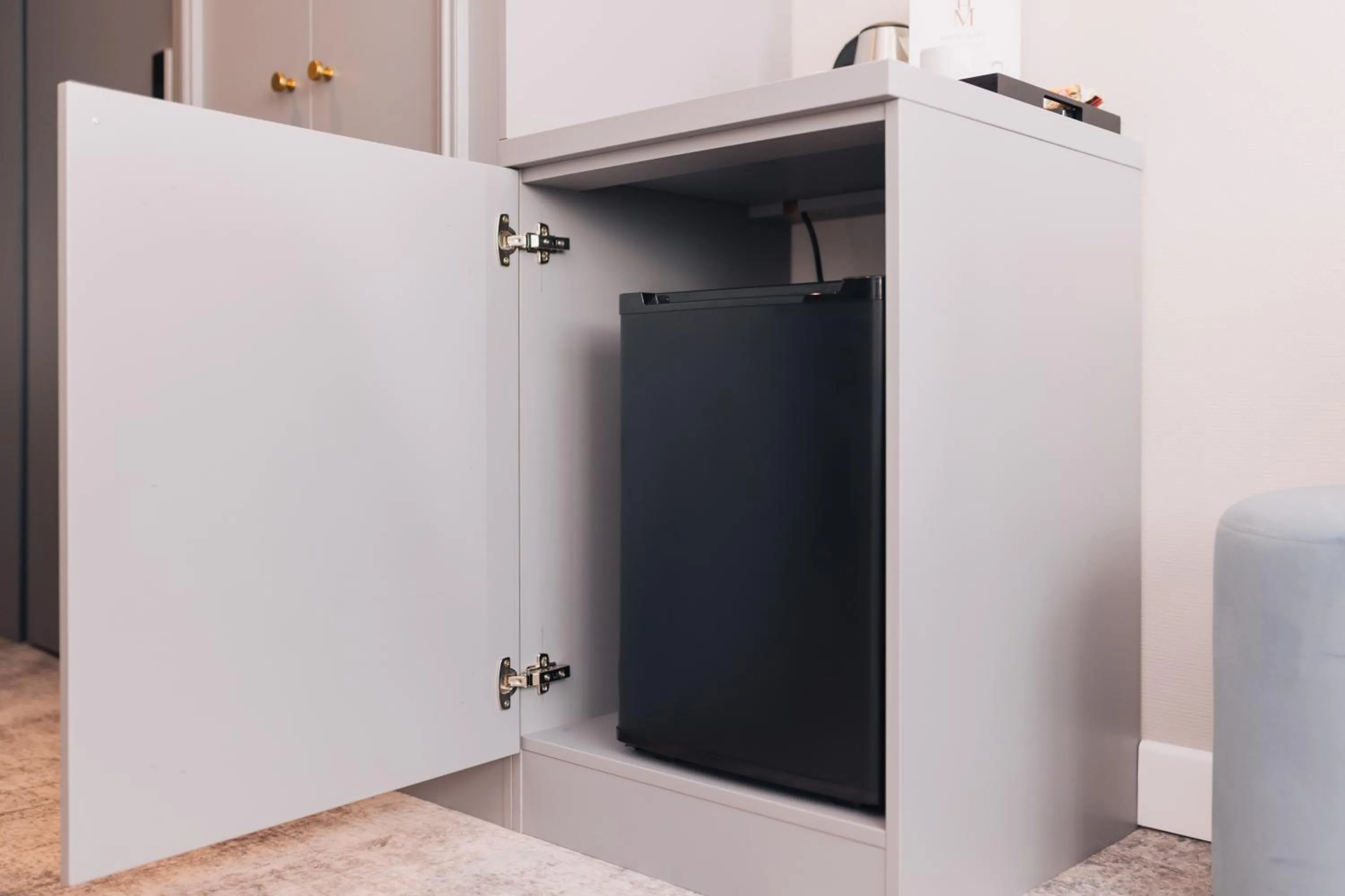 minibar in Hotel Meridian