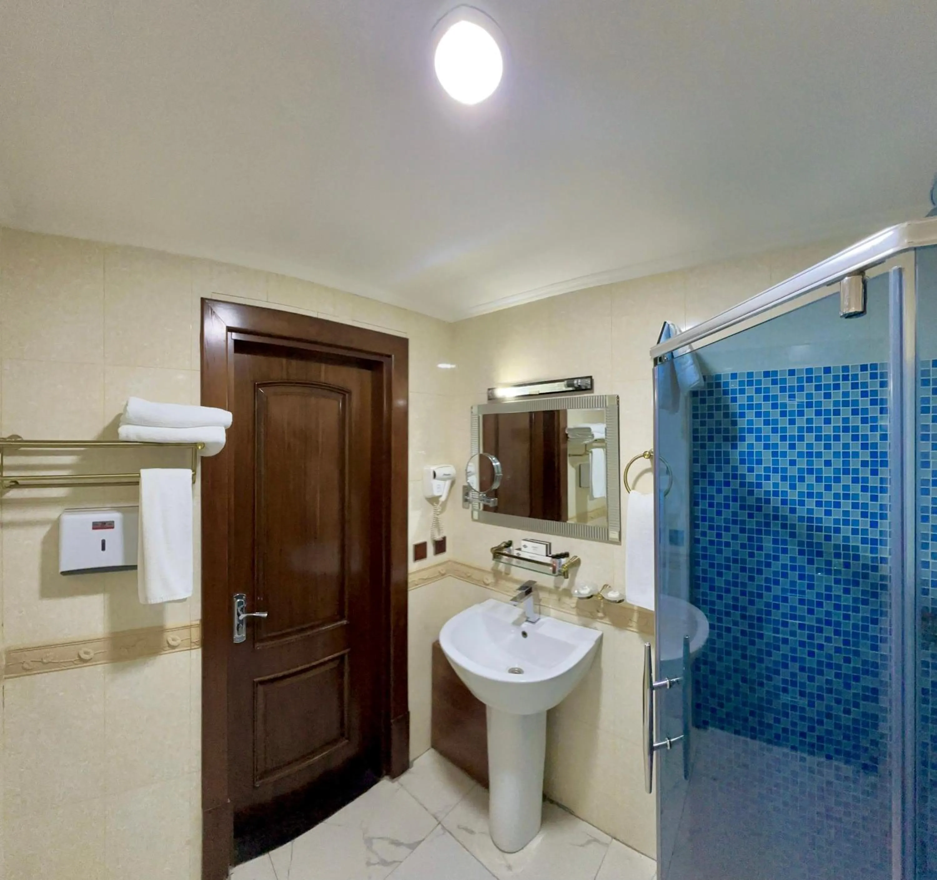 Hayot Hotel