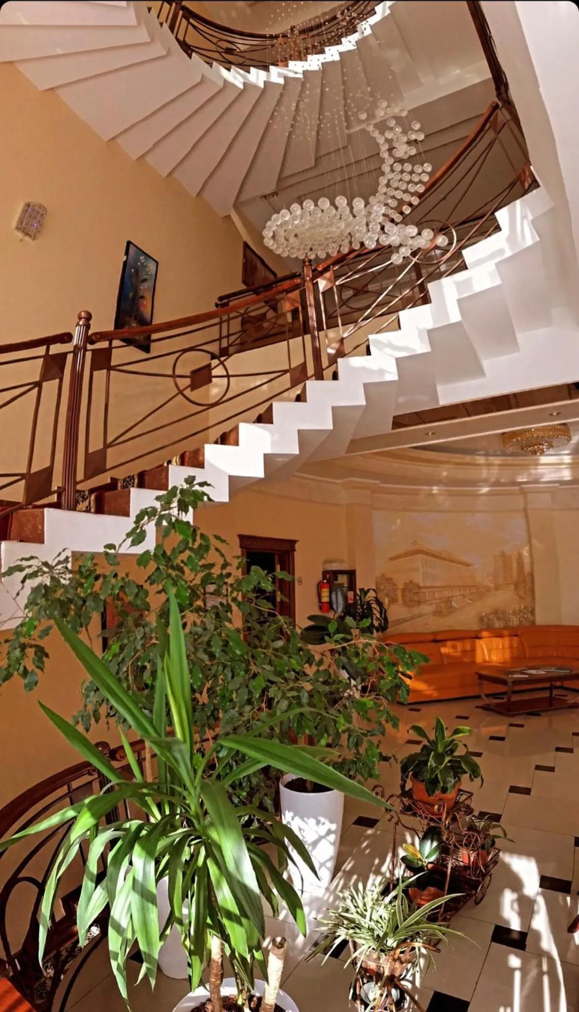 Hayot Hotel