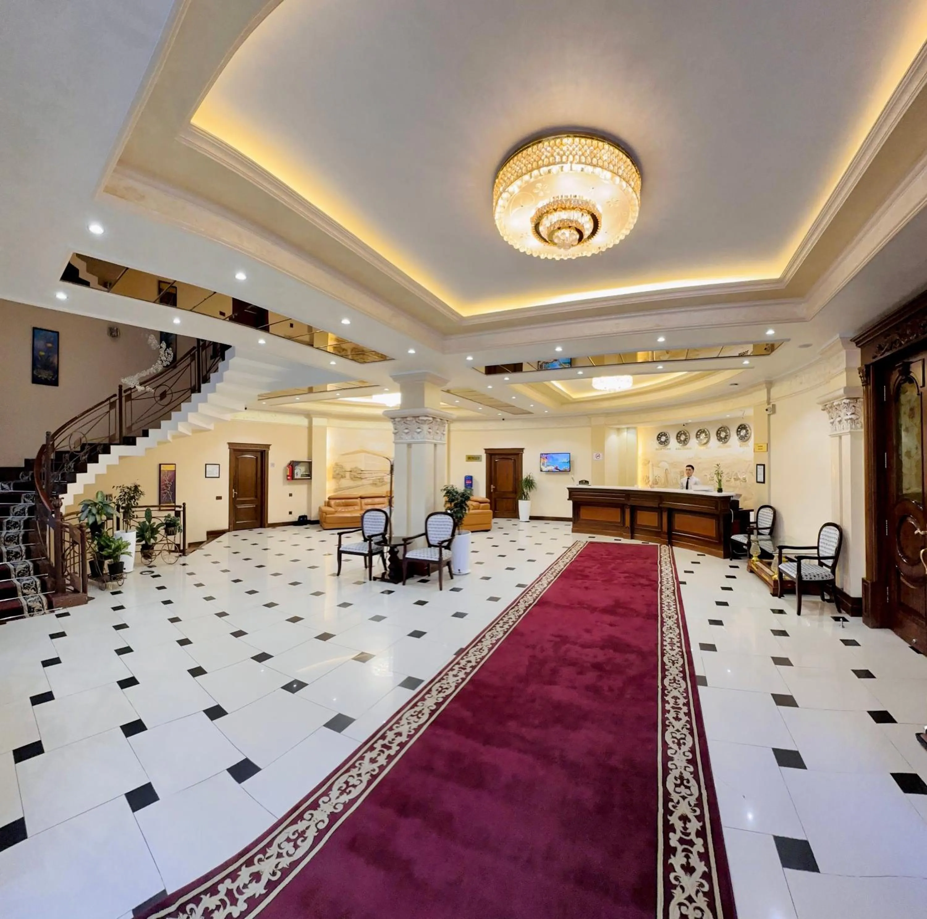 Hayot Hotel