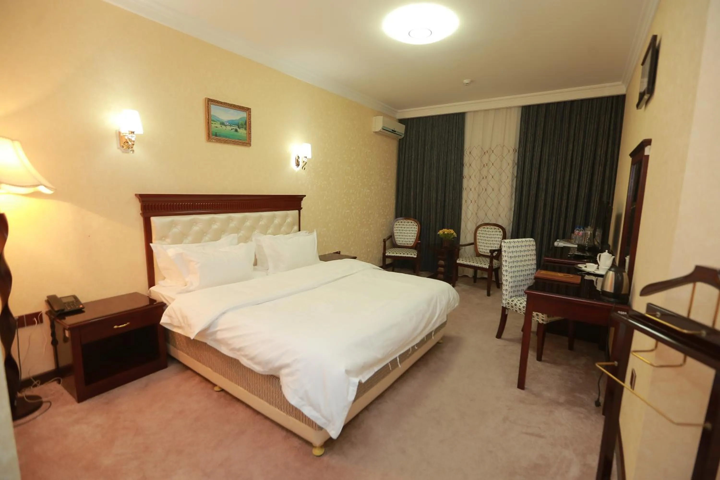 Photo of the whole room, Bed in Hayot Hotel