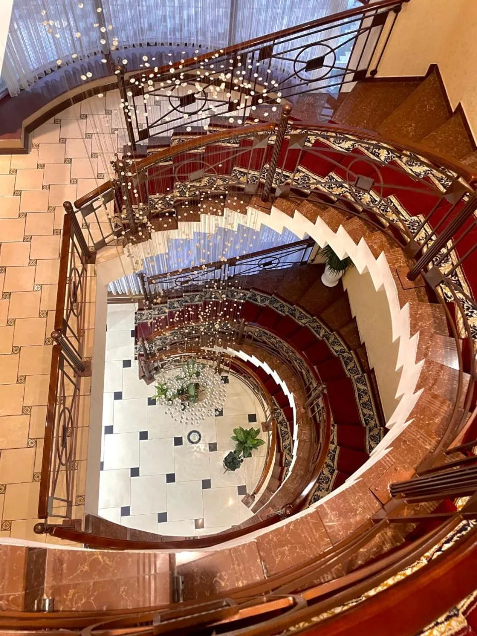 Hayot Hotel
