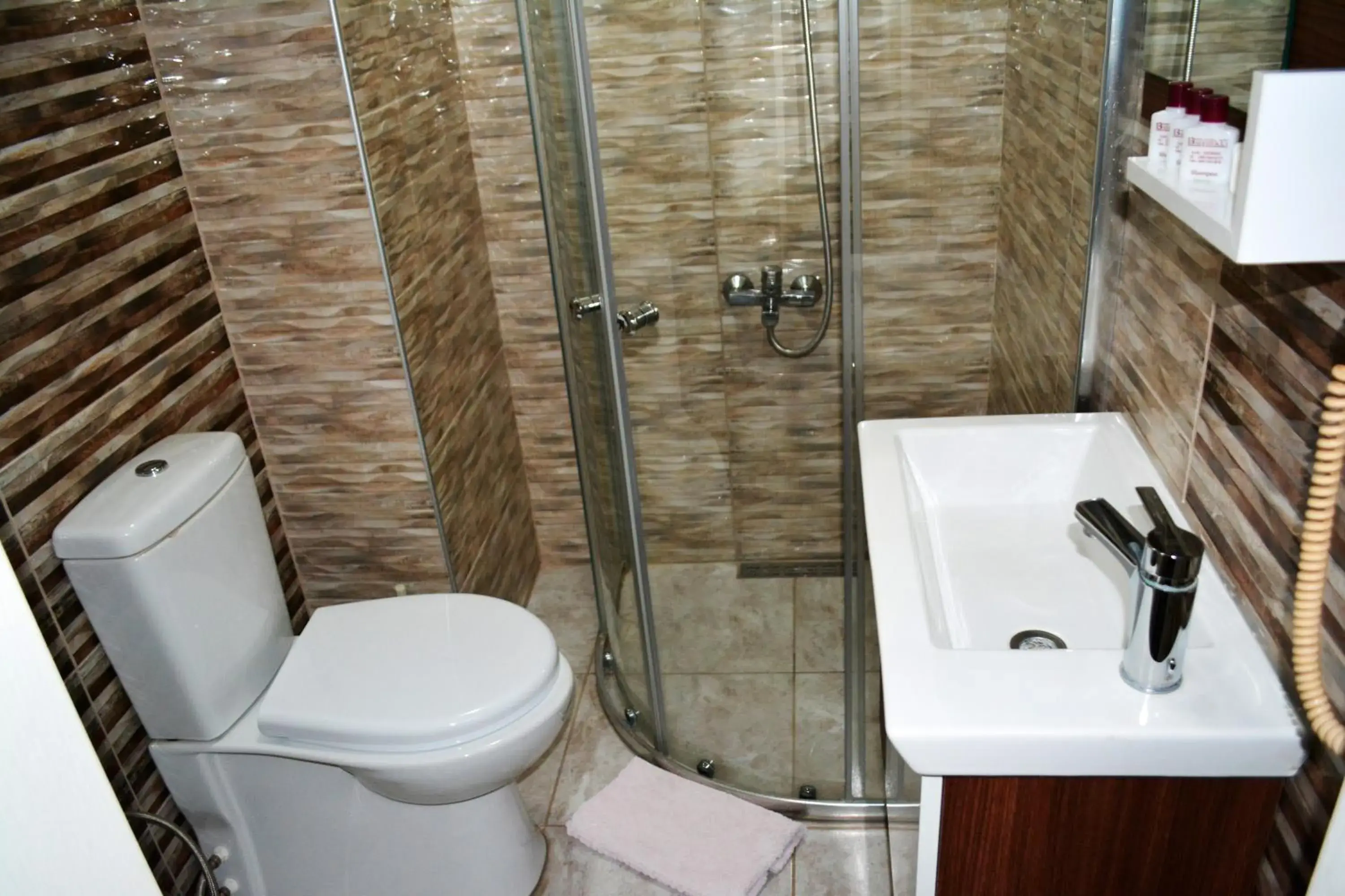 Double Room - single occupancy in Bormali Hotel Double Room - single occupancy in Bormali Hotel