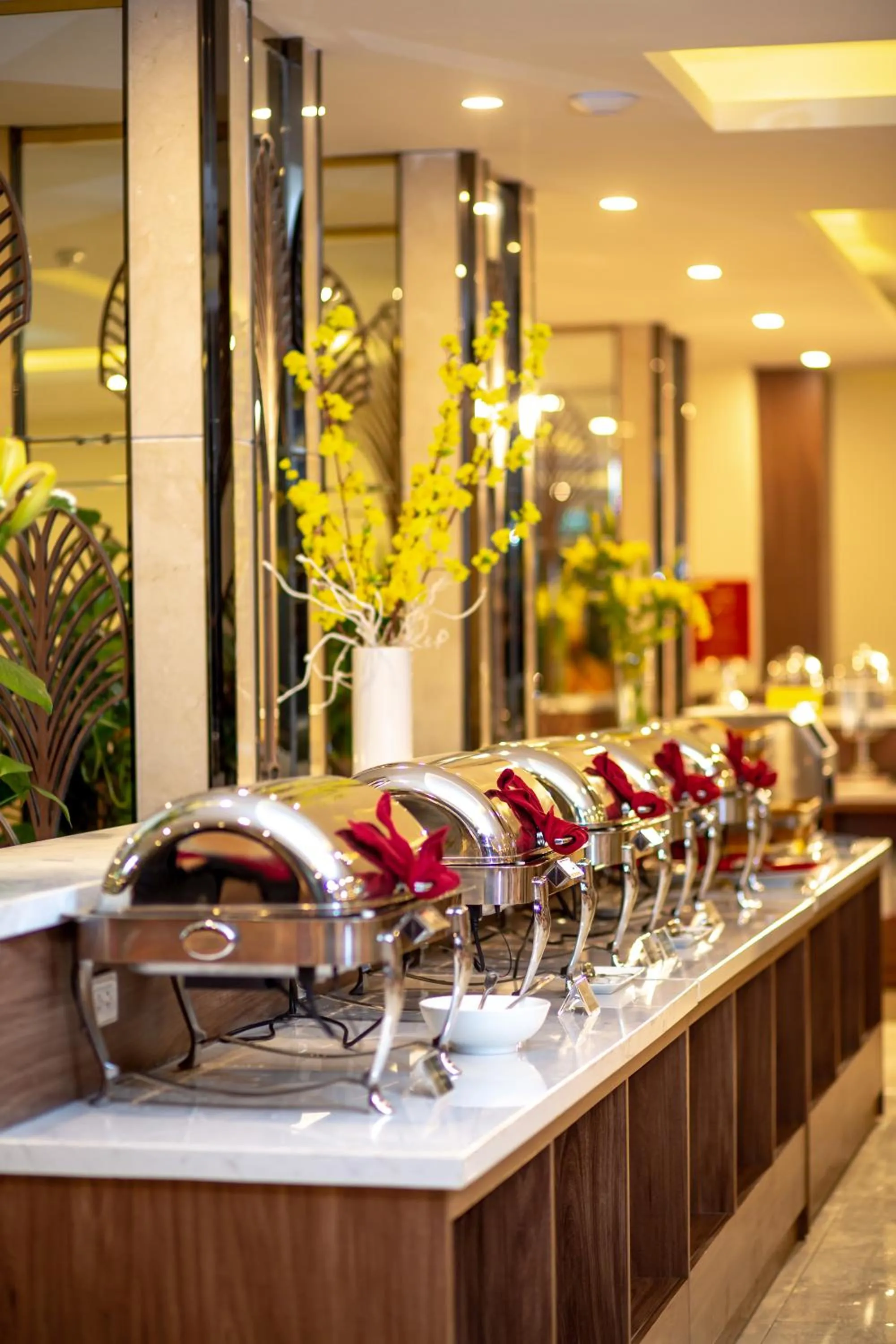 Meals in Muong Thanh Sapa Hotel