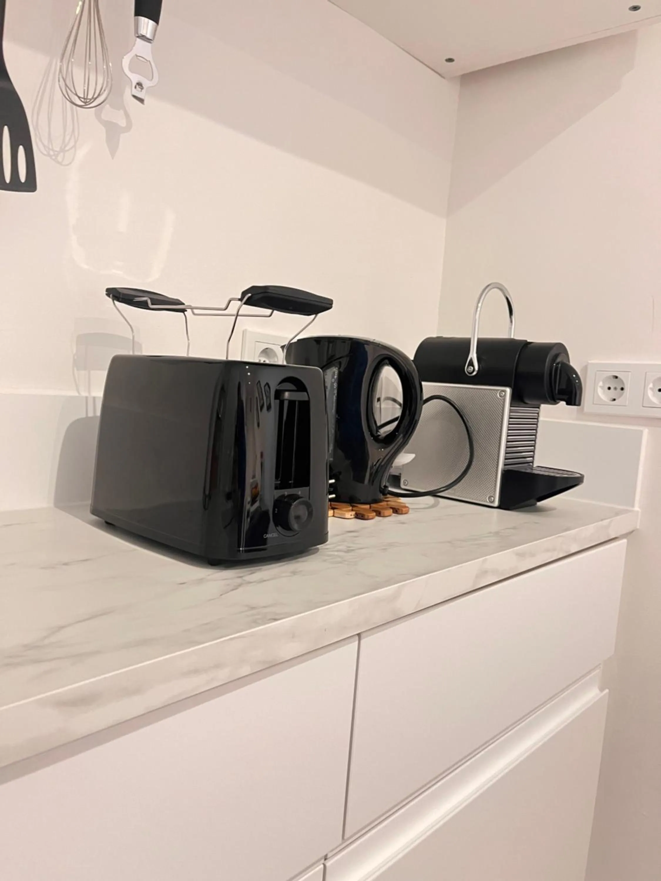 kitchen in Golden Tulip Kassel Hotel Reiss