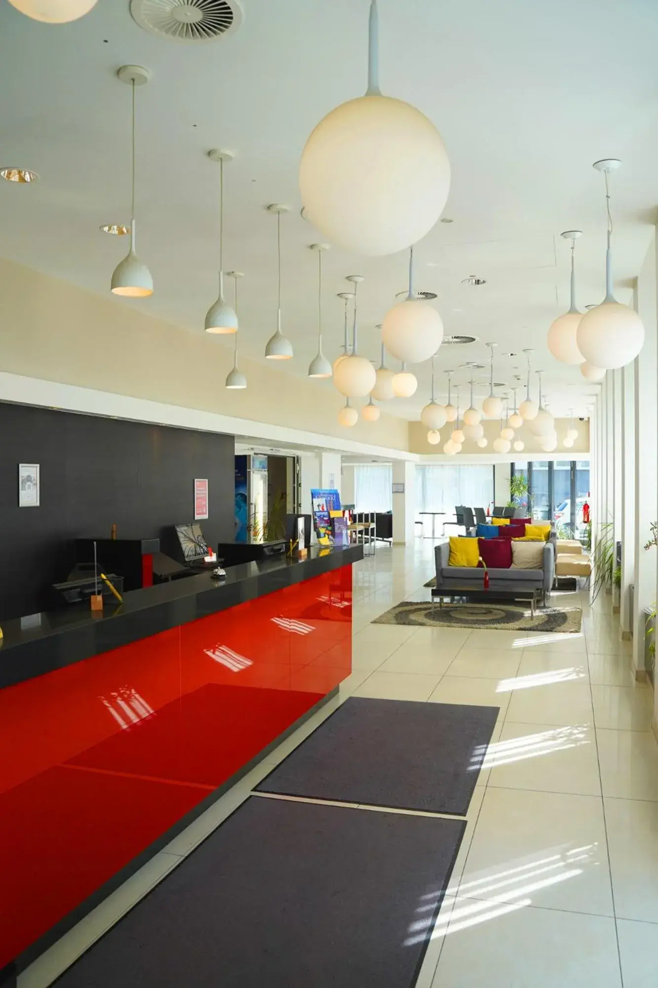 Lobby or reception in Golden Tulip Kassel Hotel Reiss Lobby or reception in Golden Tulip Kassel Hotel Reiss