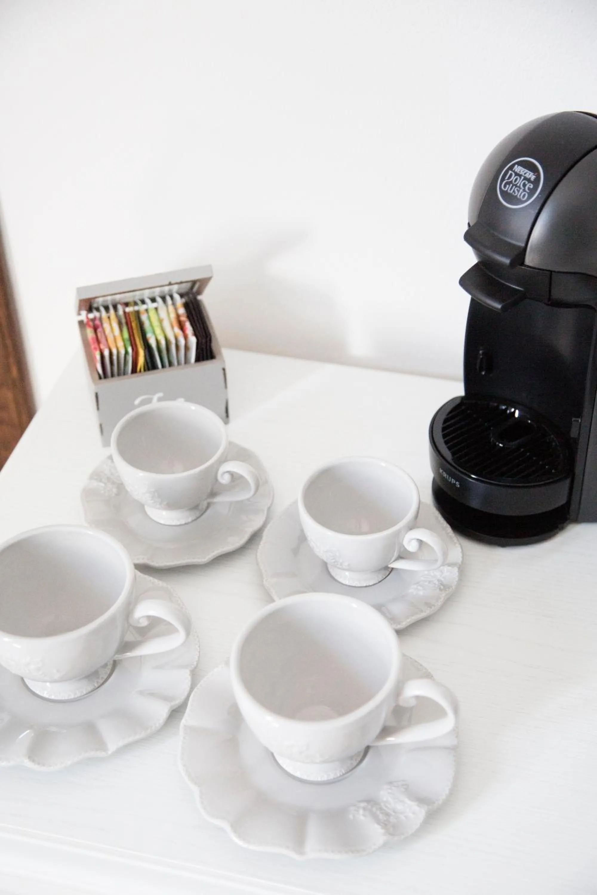 Coffee/tea facilities in aMarti Suites B&B