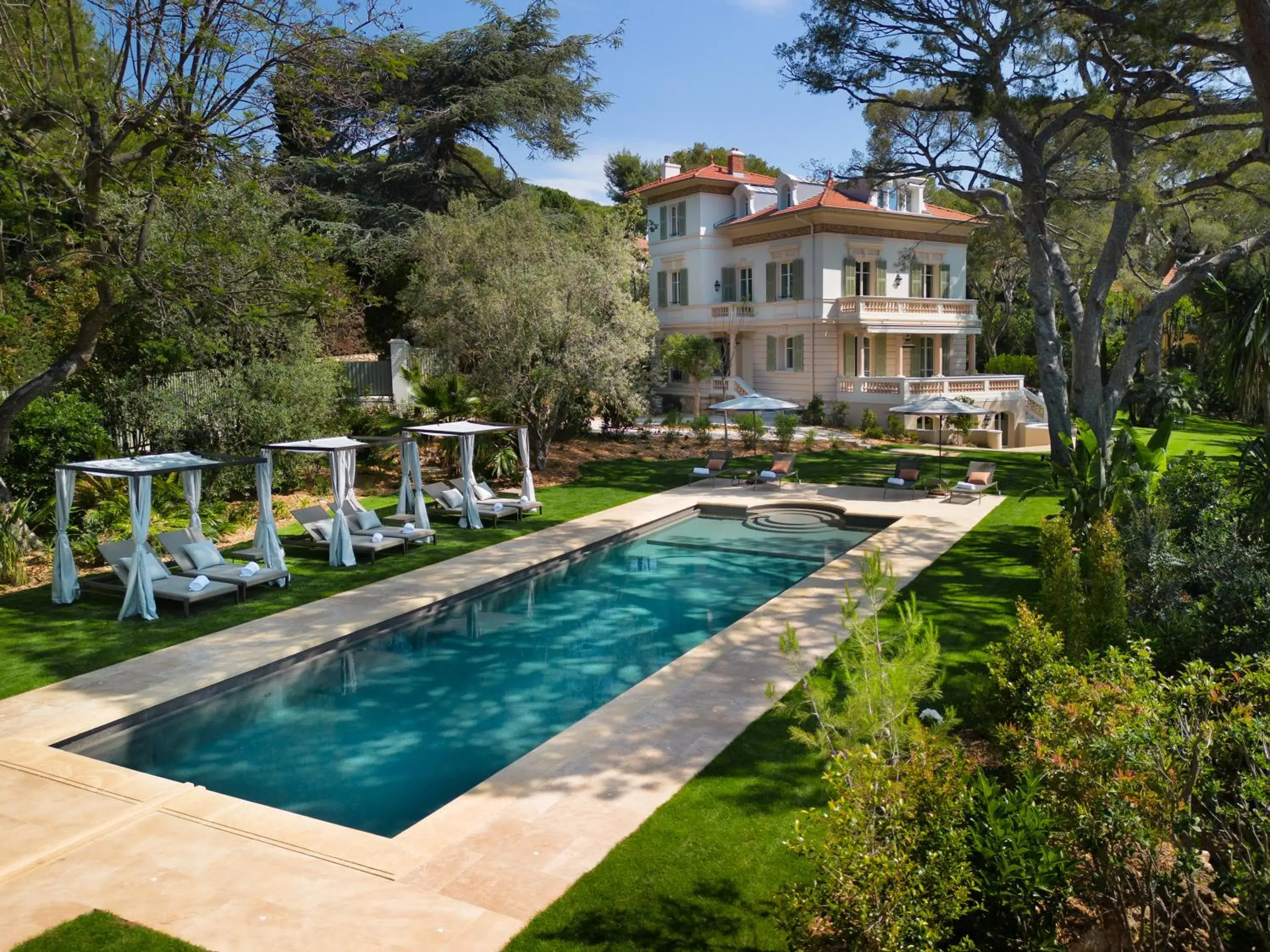 Grand-Hôtel du Cap-Ferrat, A Four Seasons Hotel Grand-Hôtel du Cap-Ferrat, A Four Seasons Hotel