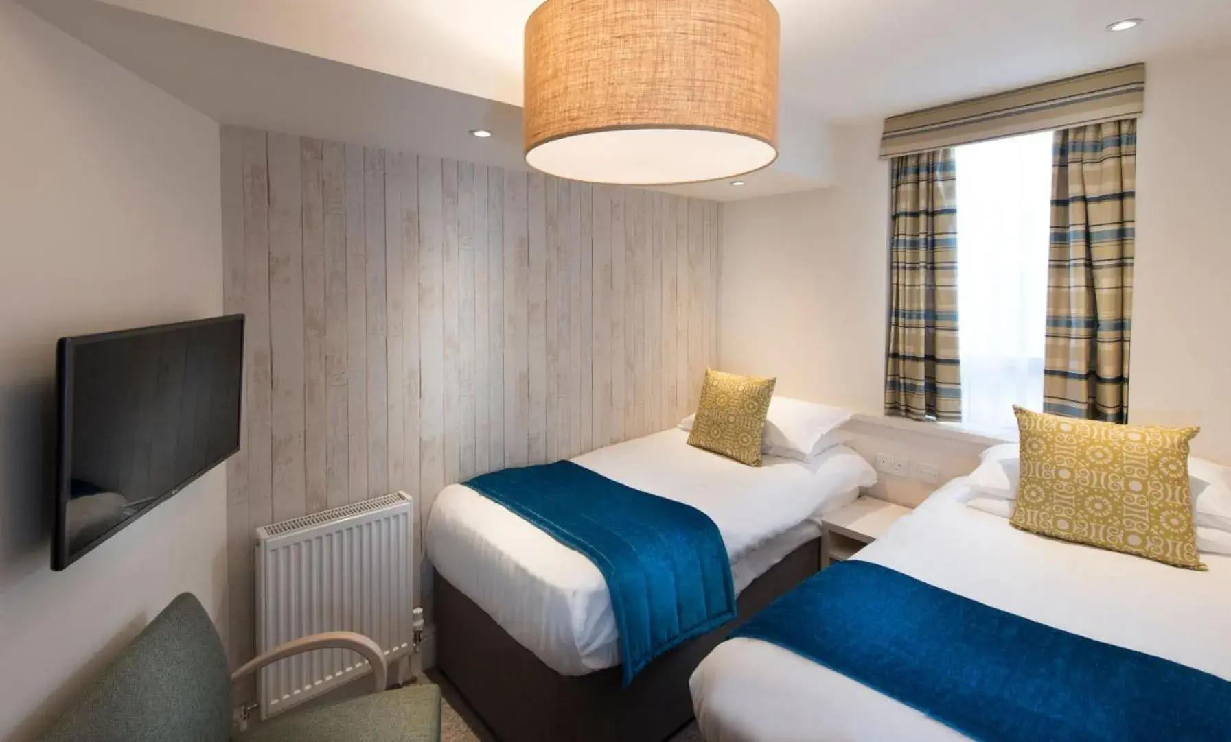 Deluxe Double or Twin Room in St Ives Hotel Deluxe Double or Twin Room in St Ives Hotel