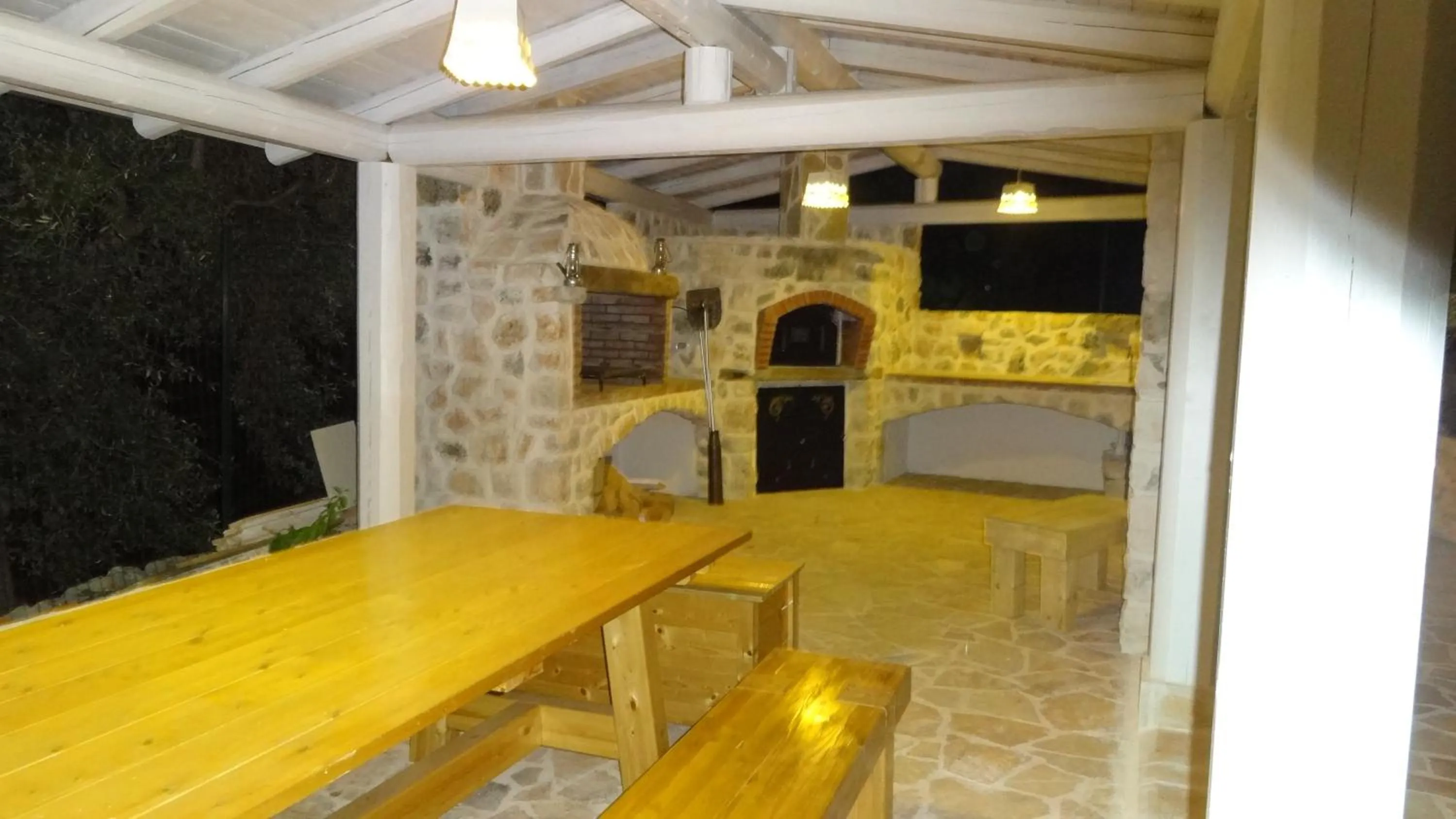 BBQ facilities in Bed and Breakfast La Casetta