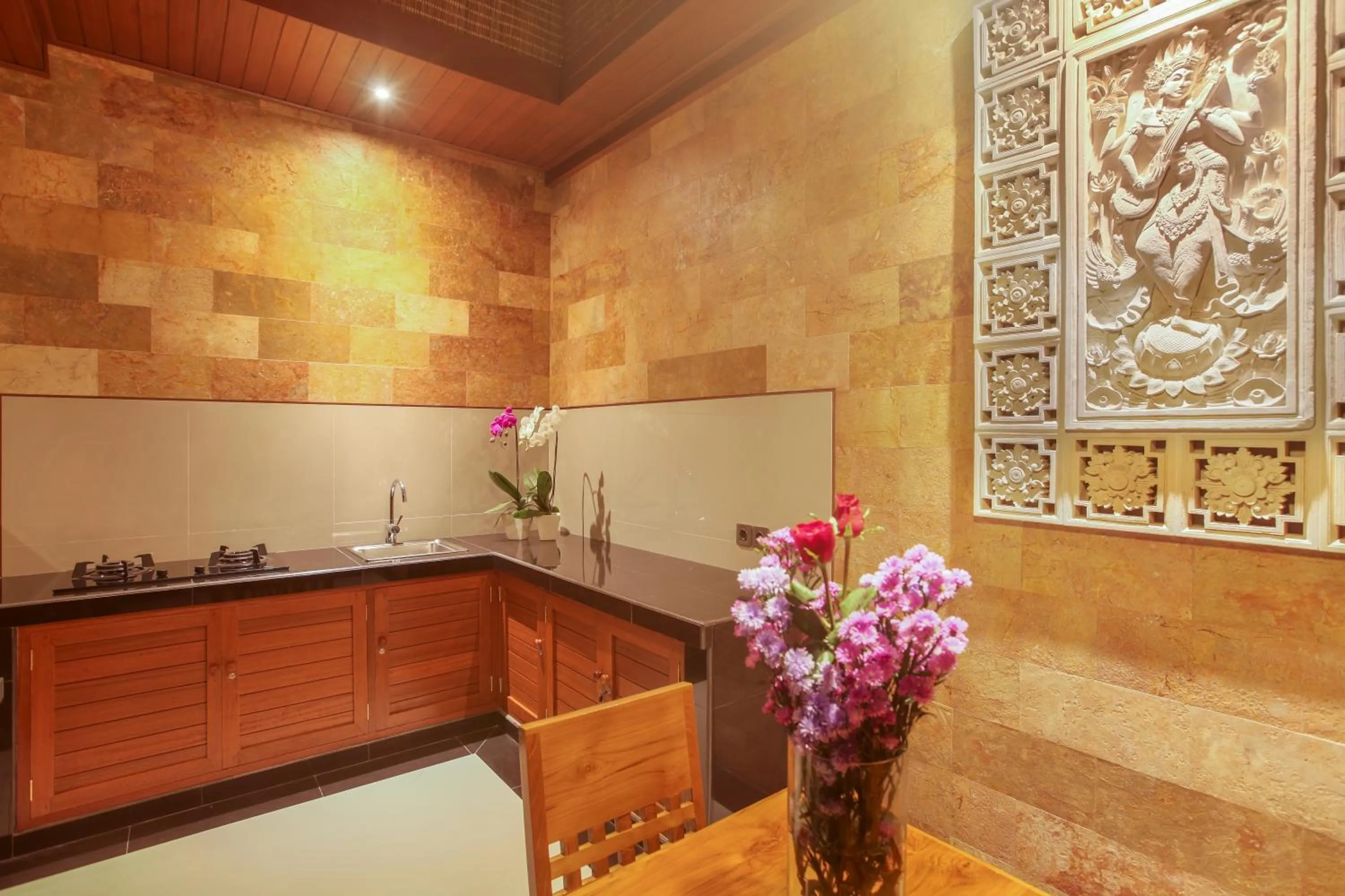Kitchen or kitchenette in Uma Galih Ubud Villa