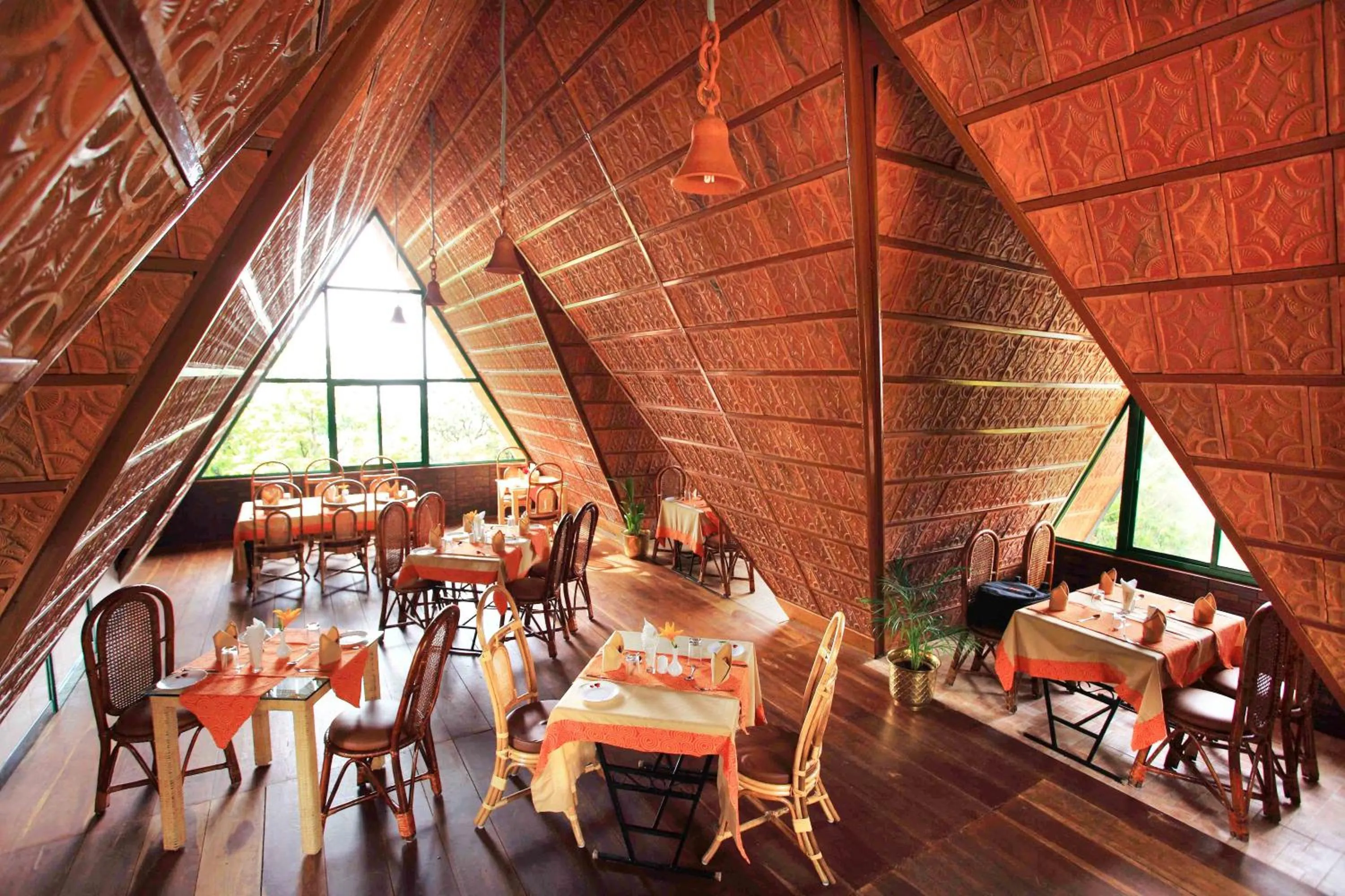 Meals in Camelot Resort