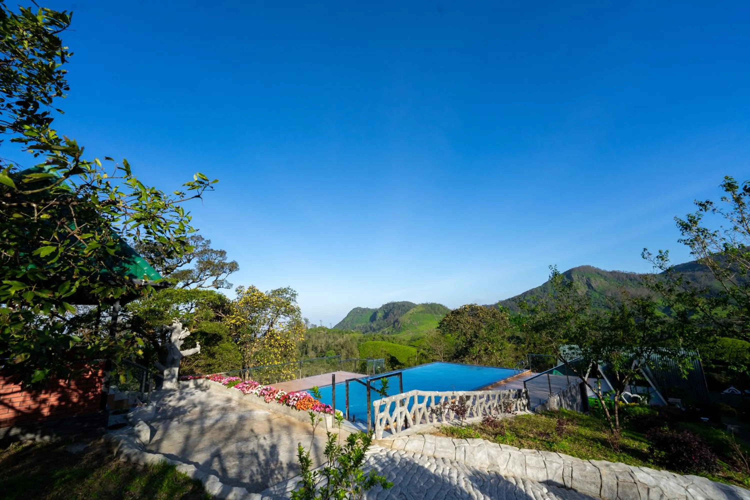 Swimming pool in Camelot Resort