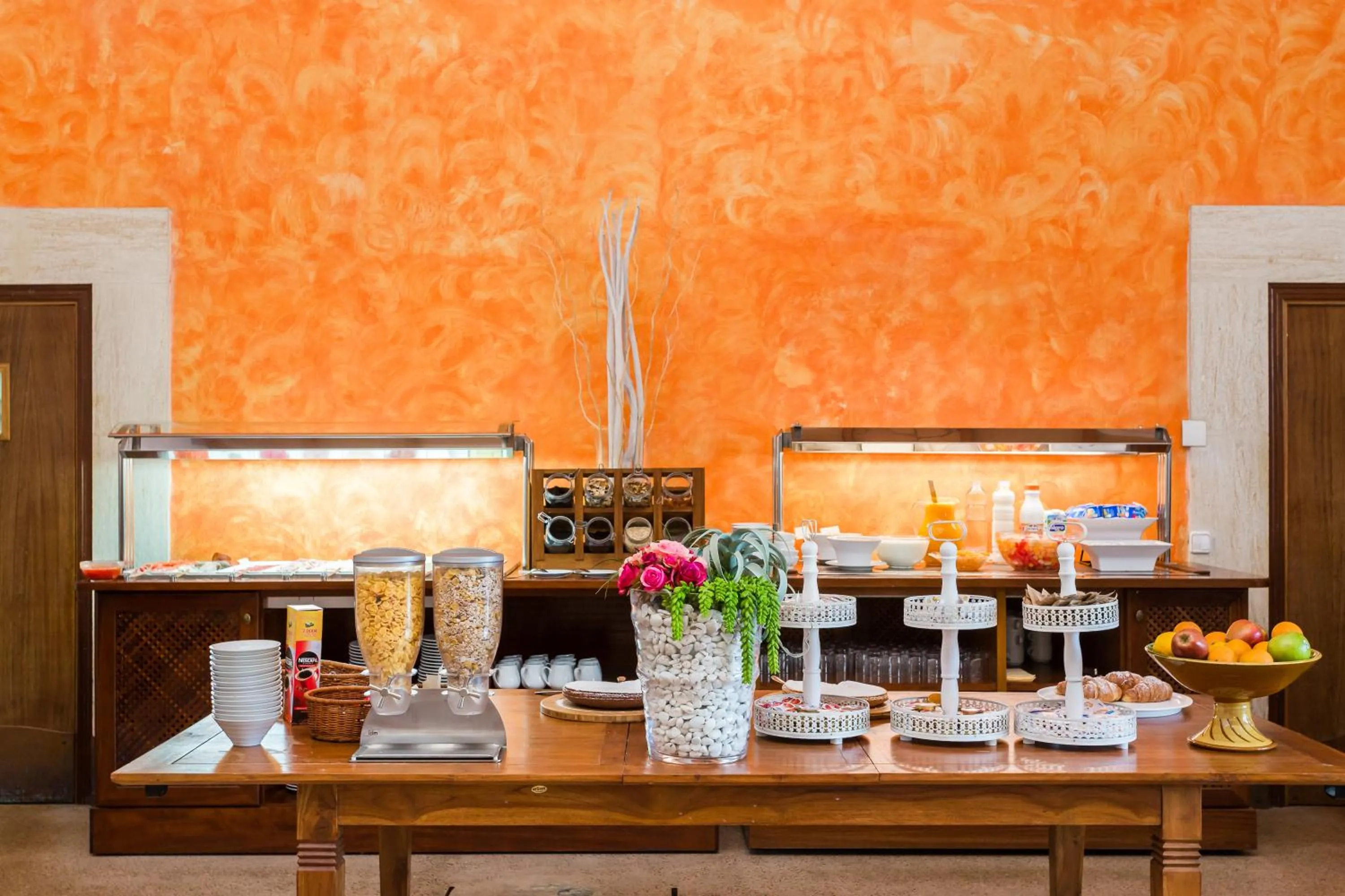 Buffet breakfast in Hotel Ca'l Bisbe