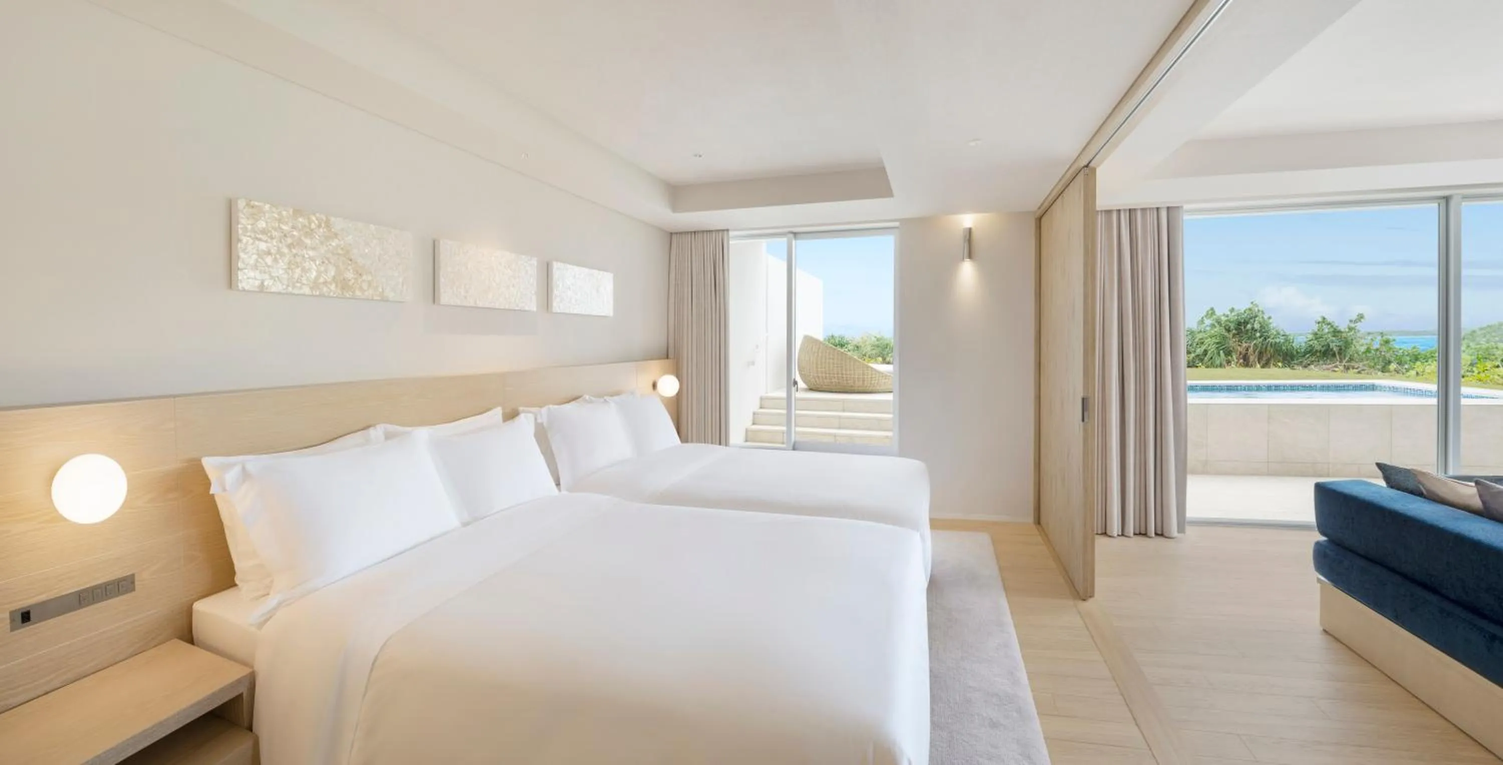 Bed in IRAPH SUI, a Luxury Collection Hotel, Miyako Okinawa