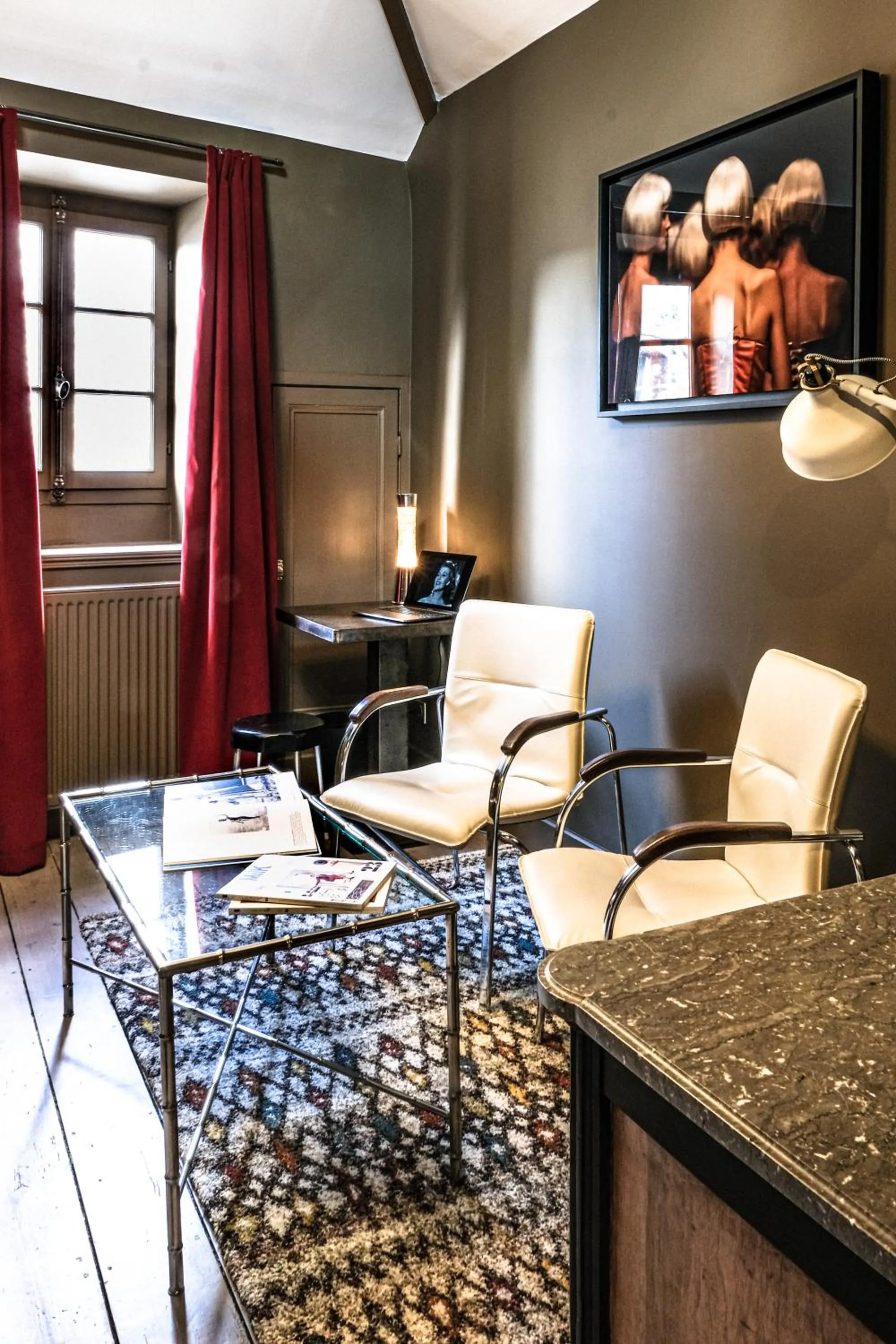 La Femme d'à Côté